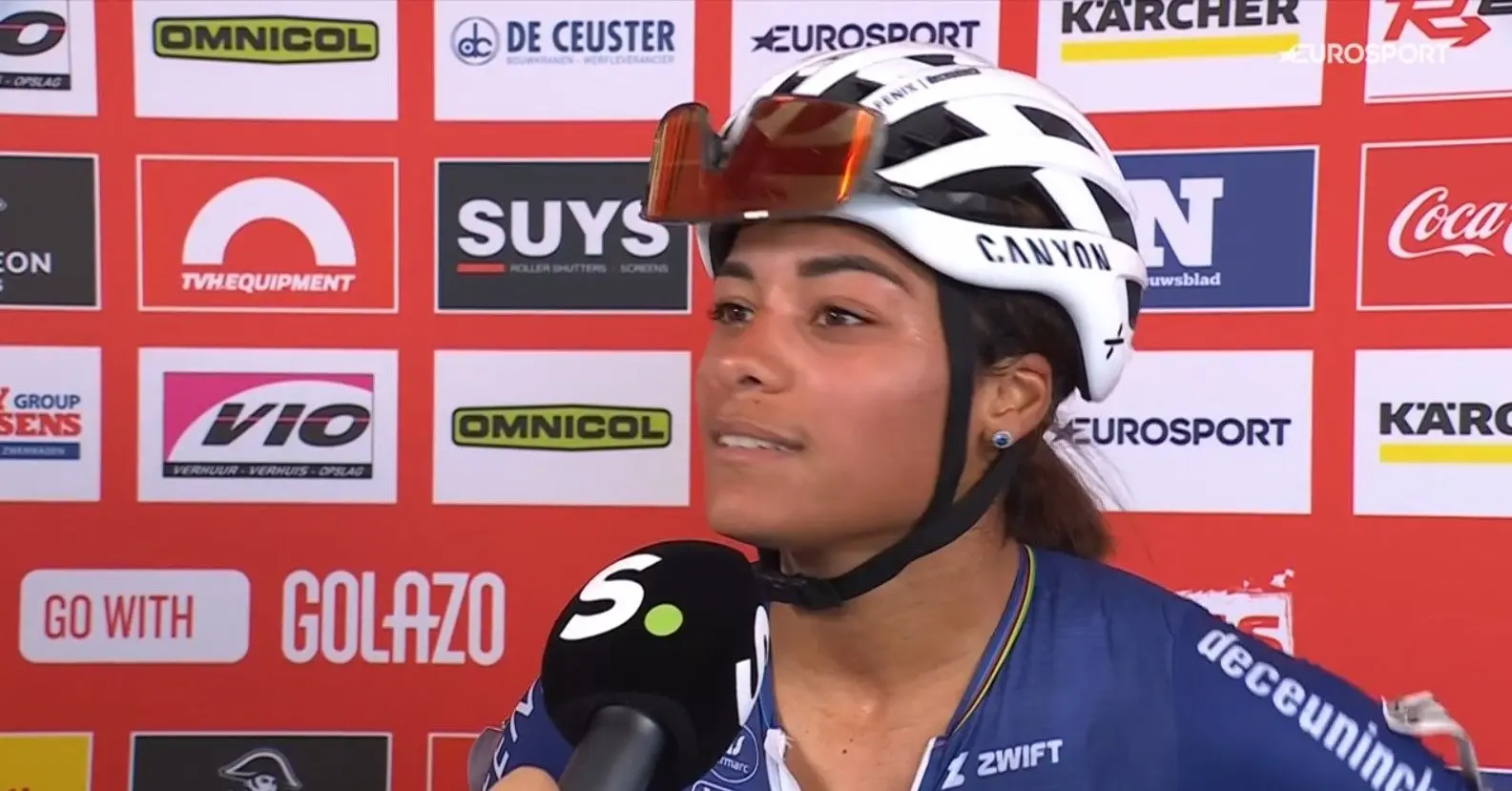 Alvarado's strong start sparks interest among cyclo-cross fans in potential showdowns with Van Empel