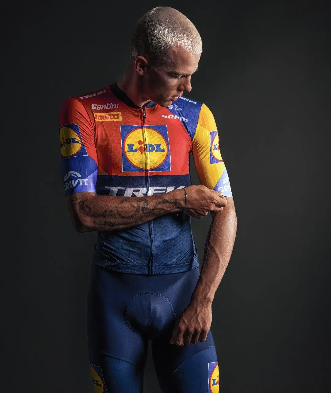 Cycling kits 2025: Cofidis unveils a brand new look, Lidl-Trek chooses different design