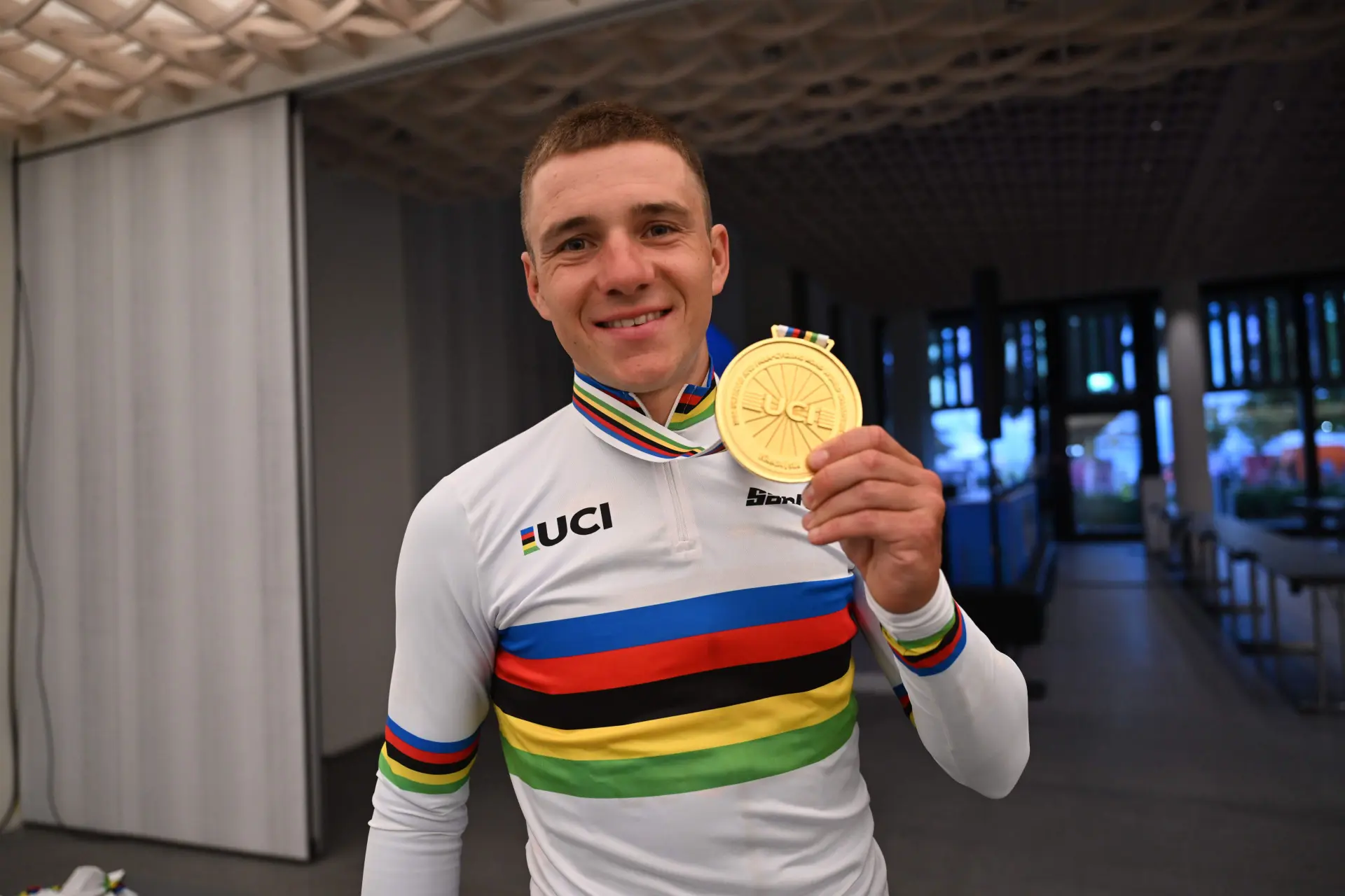 Evenepoel closes the chapter on his super-2024 with an honest biography: "I can now admit things"