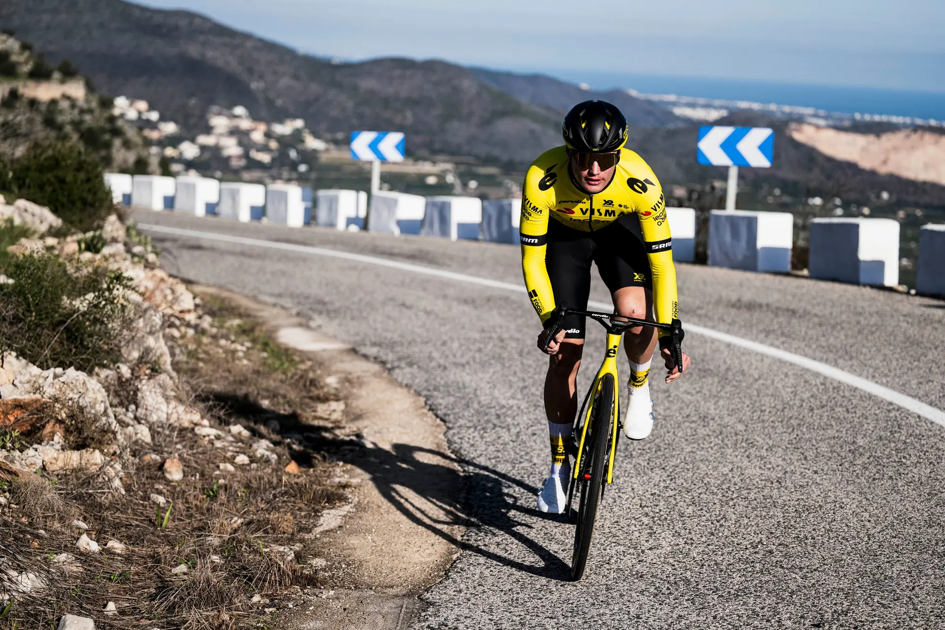 Olav Kooij: "I'm now at a point where I need to see how Visma | Lease a Bike wants to approach it"