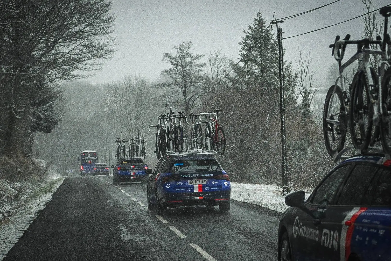 Again terrible conditions in Paris-Nice: "In 5 minutes you can feel completely frozen"