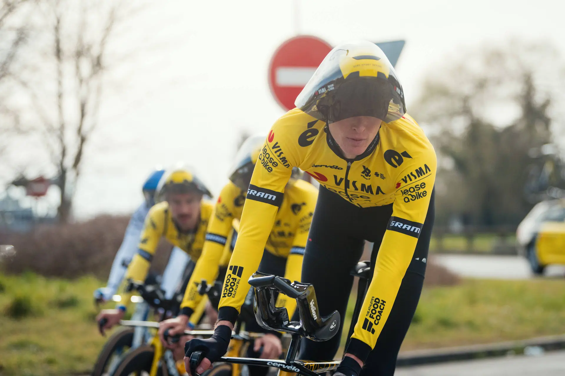 Veni, vidi, Visma: Vingegaard and Jorgenson hand out first uppercut in Paris-Nice