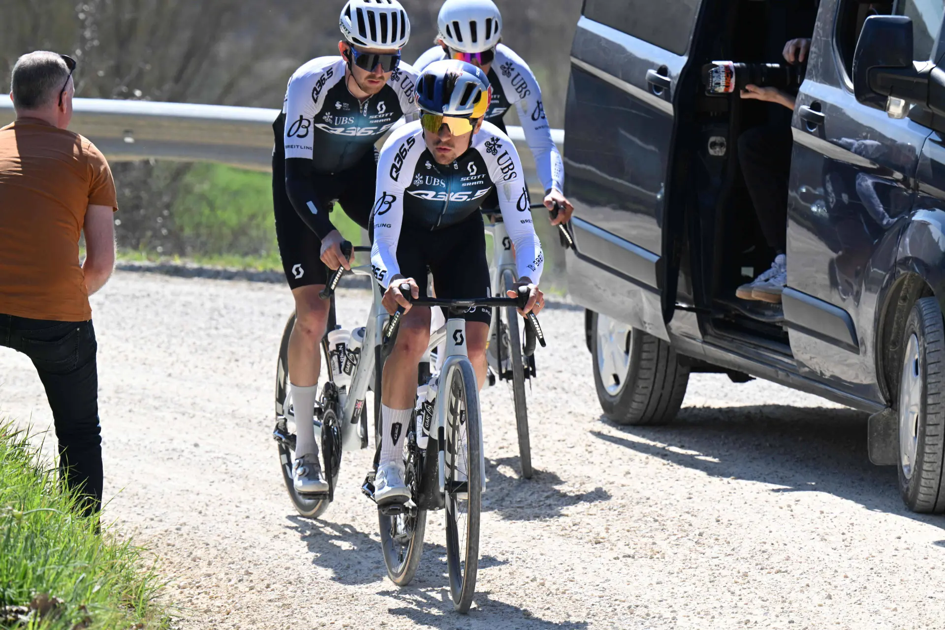 Pidcock and Q36.5 receive another wildcard on top of their Giro spot, last year's stunt team 'extremely disappointed' by Vuelta selection