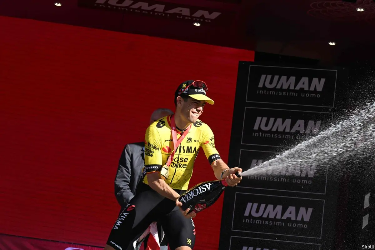 Speechless van Aert after stunning Strade-stage victory: "It really had to happen here"