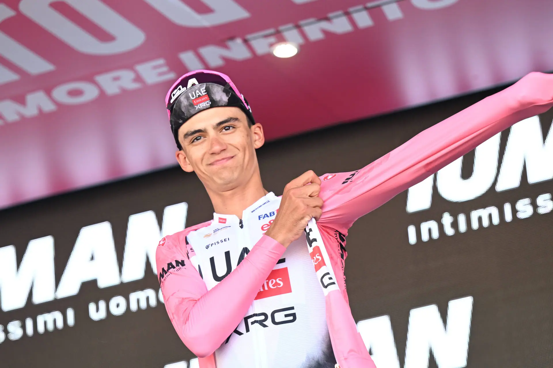“I hope to have my best legs ever” - Del Toro prepares for decisive Giro stages