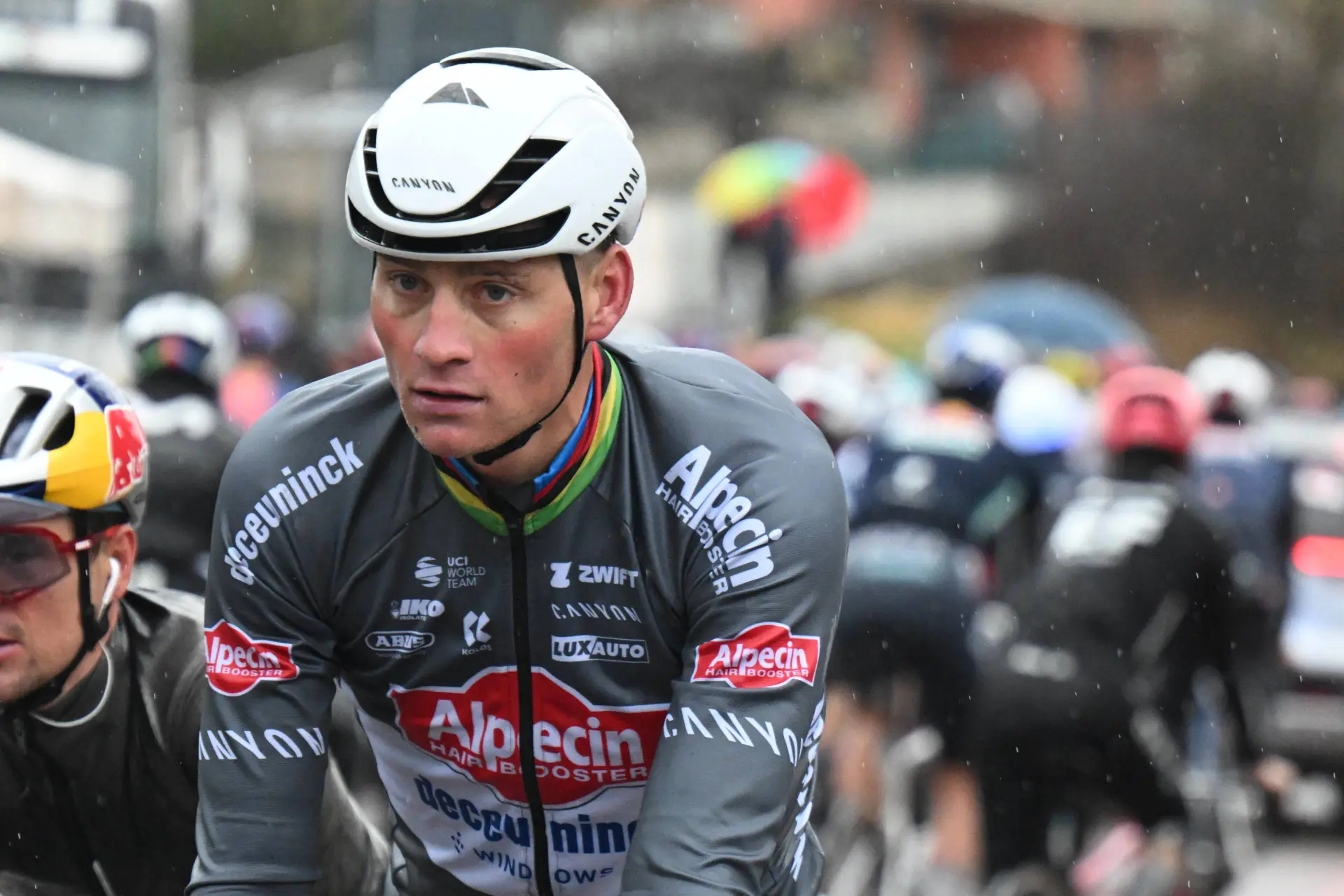 Christoph Roodhooft on the complexity of van der Poel’s mountain bike return: "He really wants to be in top shape for the Grand Départ"