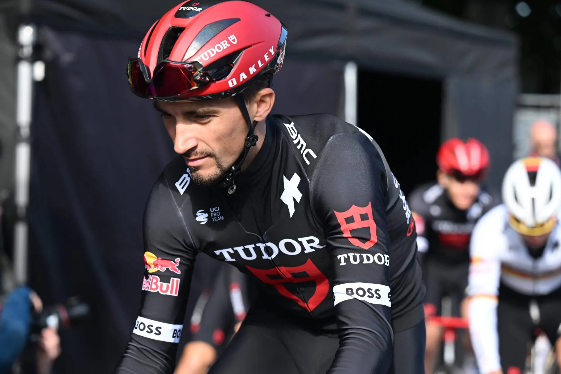 LIVE stage 2 Tour of Switzerland 2025 | There are no easy stages in this country