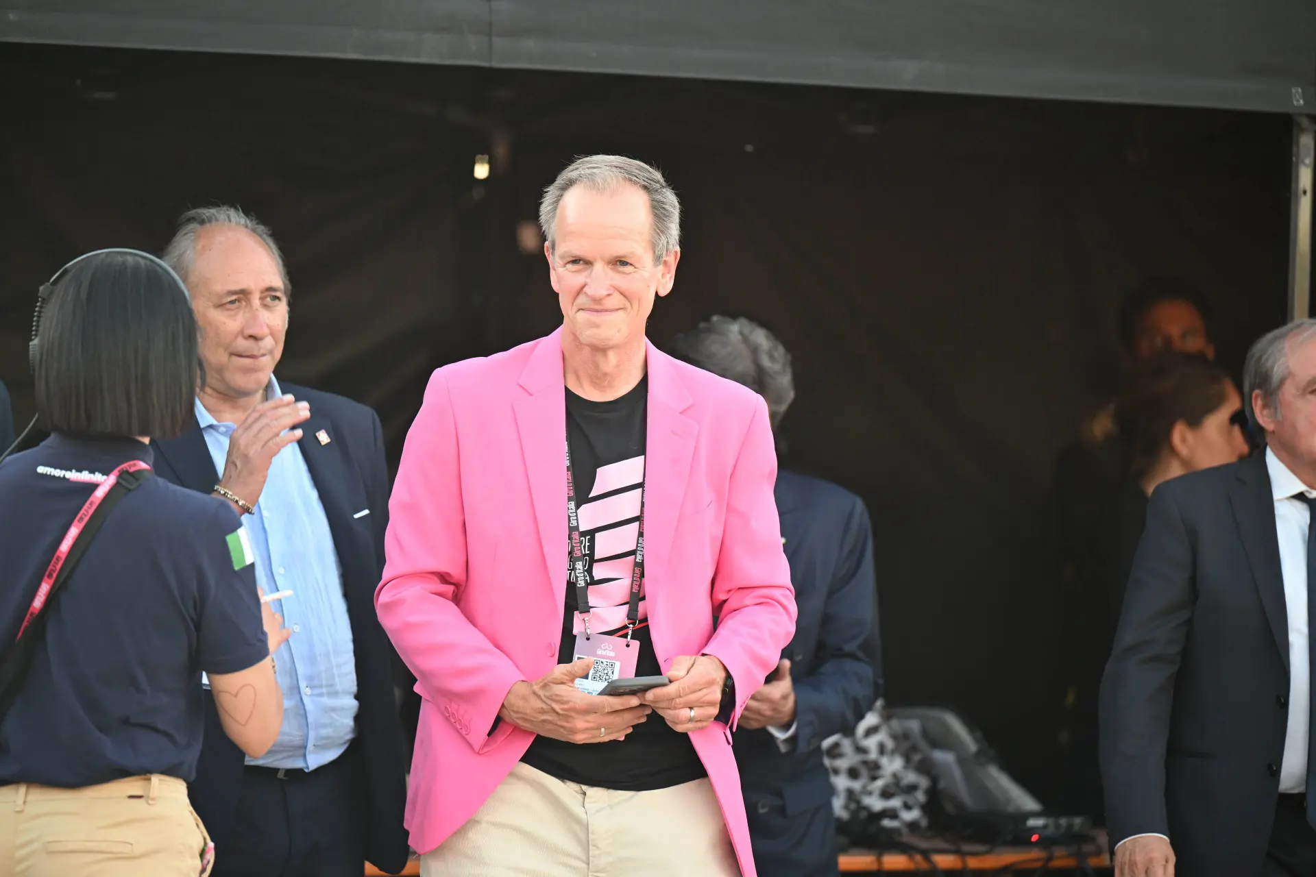 Mixed feelings for Plugge after second Giro victory: "We win, but we have to say goodbye to a beautiful young woman"
