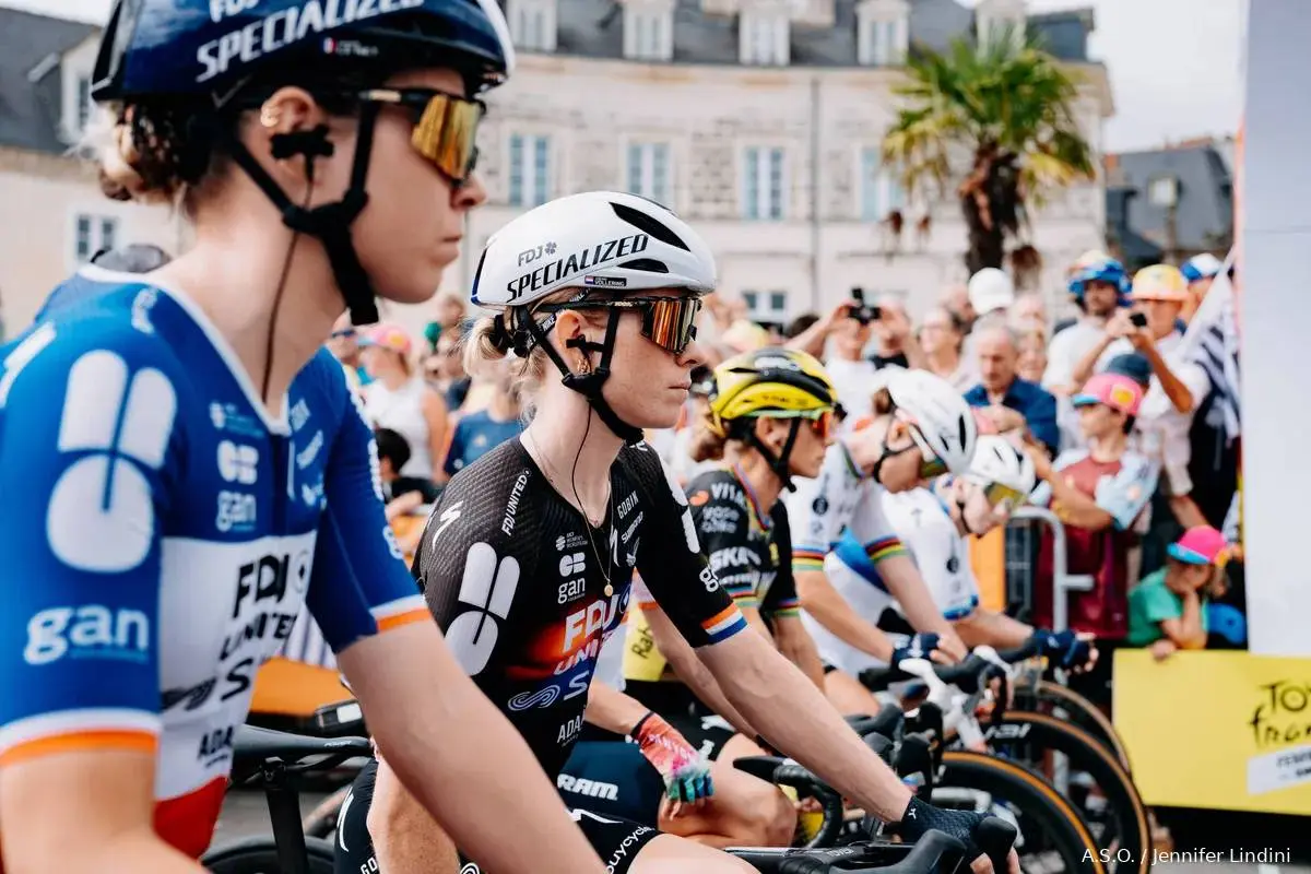 Classifications Tour de France Femmes 2025 | Vollering holds position after crash, Wiebes climbs to second place