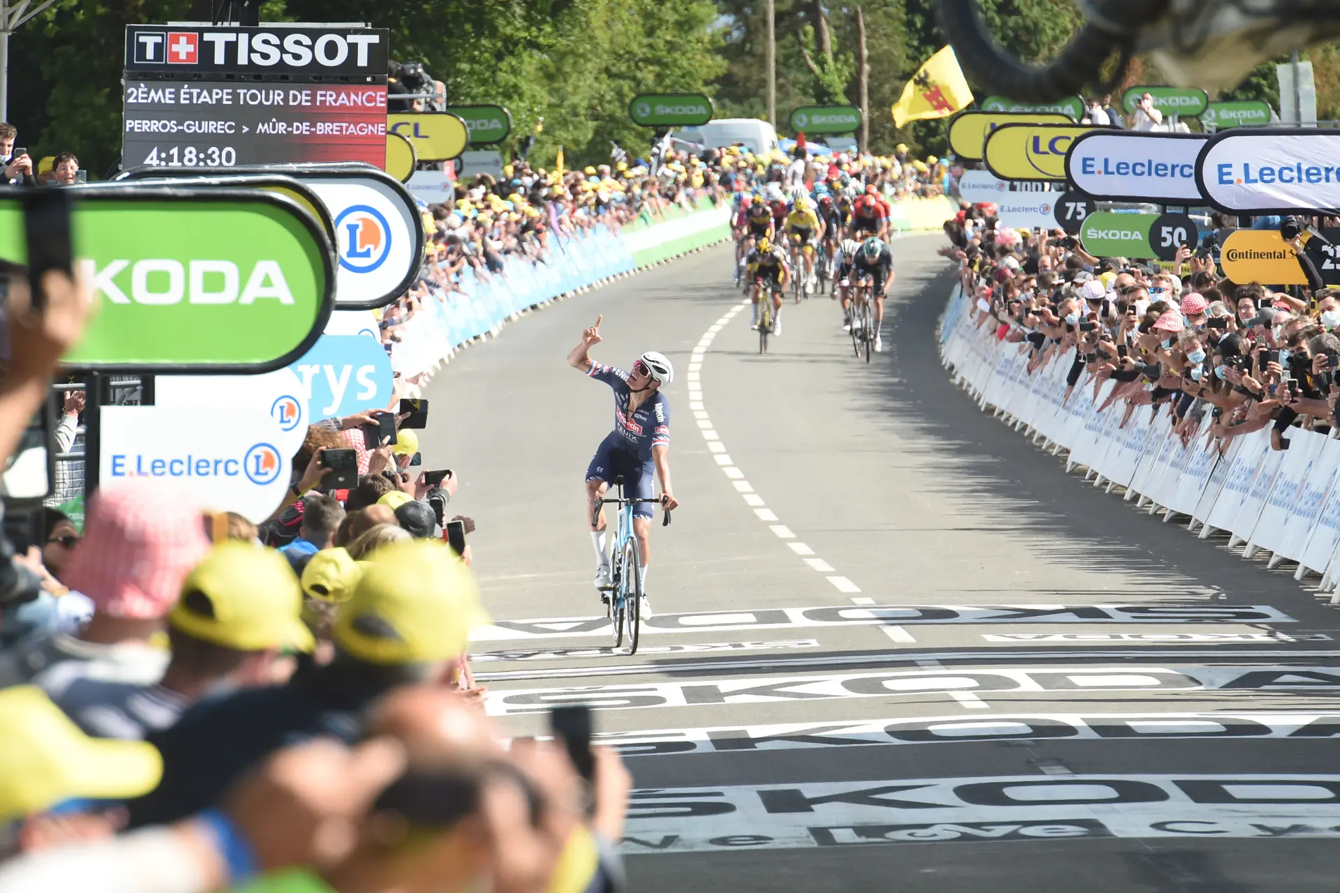 Favorites stage 7 Tour de France 2025 | Where Van der Poel once struck, Pogacar is now lurking