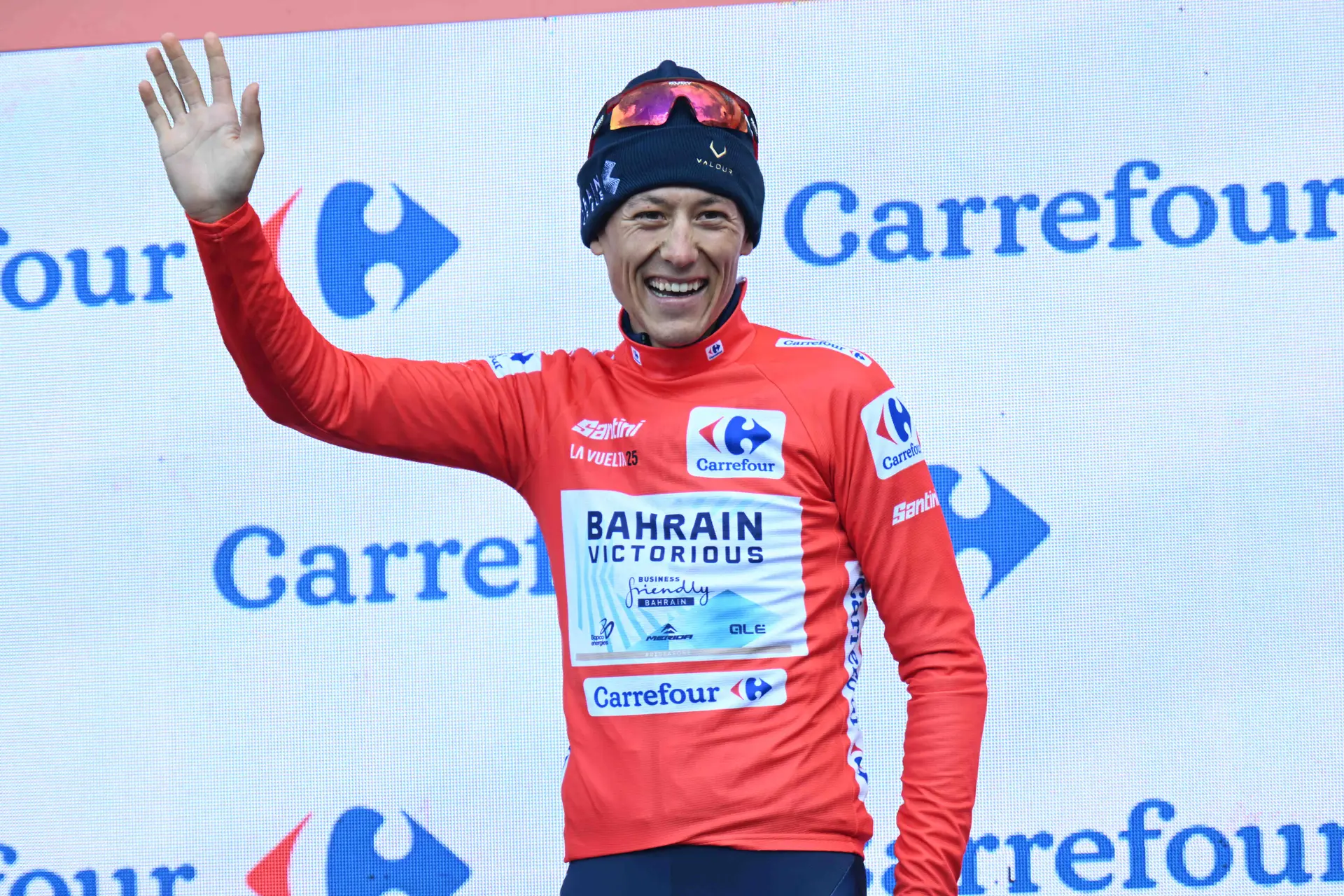 Red jersey Træen survives another test in the Vuelta: "At one point, I got help from two Jumbo guys"