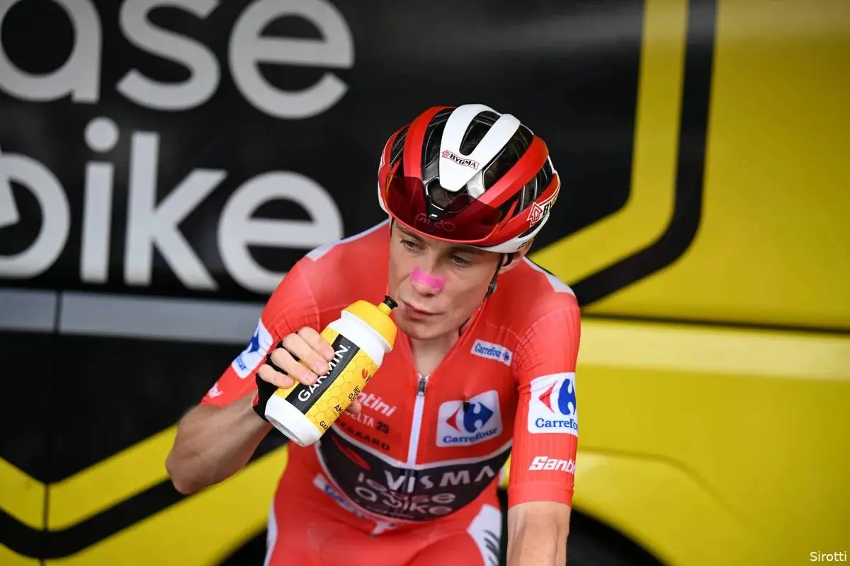 Classifications Vuelta a España 2025 | GC significantly reshuffled after Angliru: these are the new differences