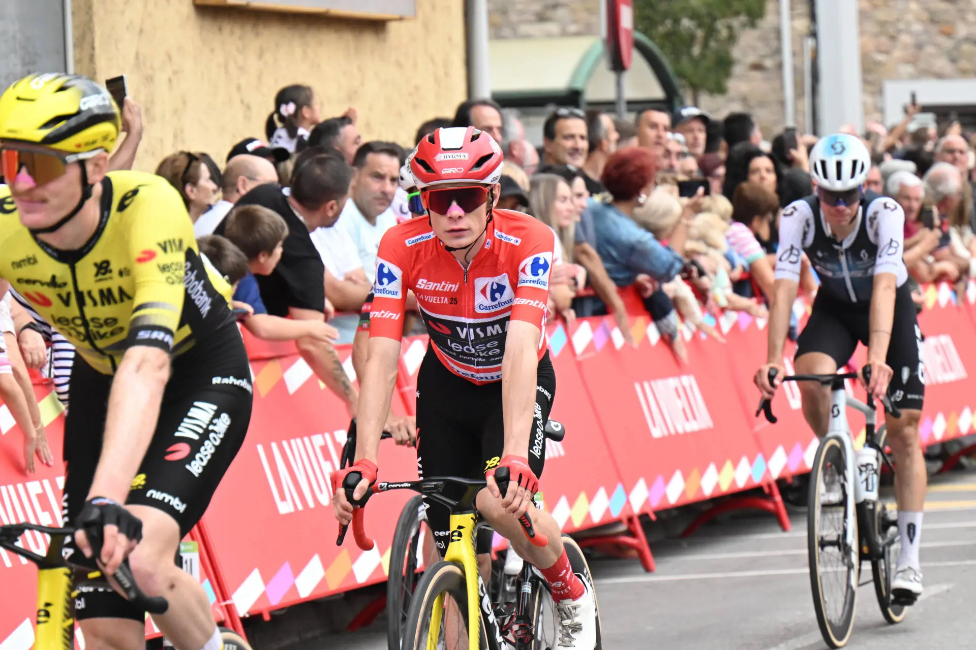 LIVE stage 14 Vuelta a España 2025 | UAE again?!