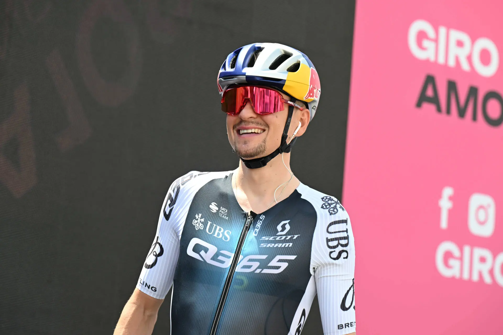 Pidcock’s team determined to close three minutes on Vingegaard and co: "We’ll analyze the Vuelta in detail"