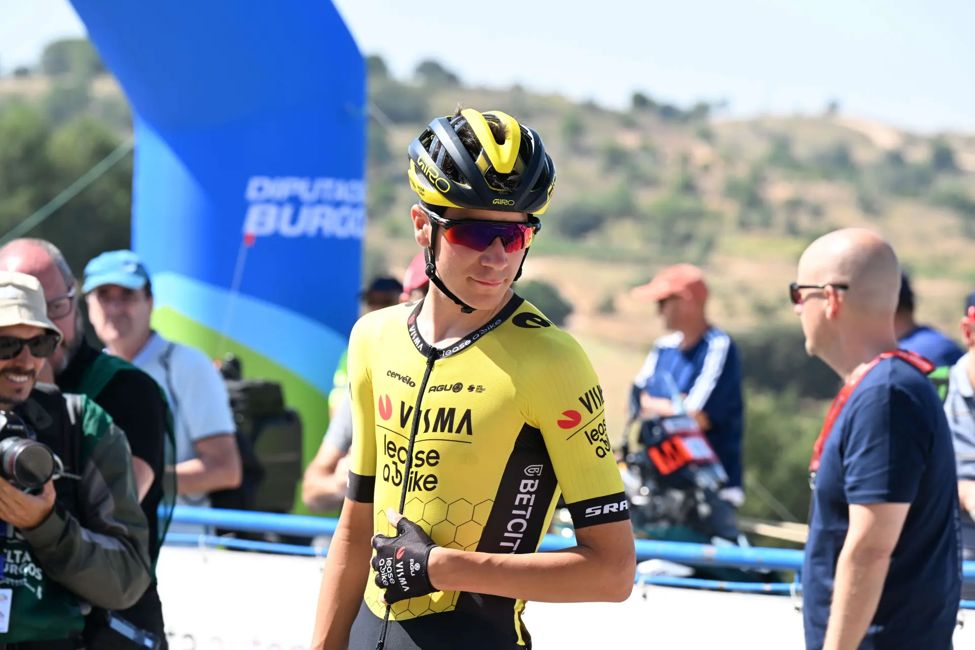 Why is Visma | Lease a Bike letting Cian Uijtdebroeks leave despite ongoing contract? Richard Plugge shares the "honest truth"