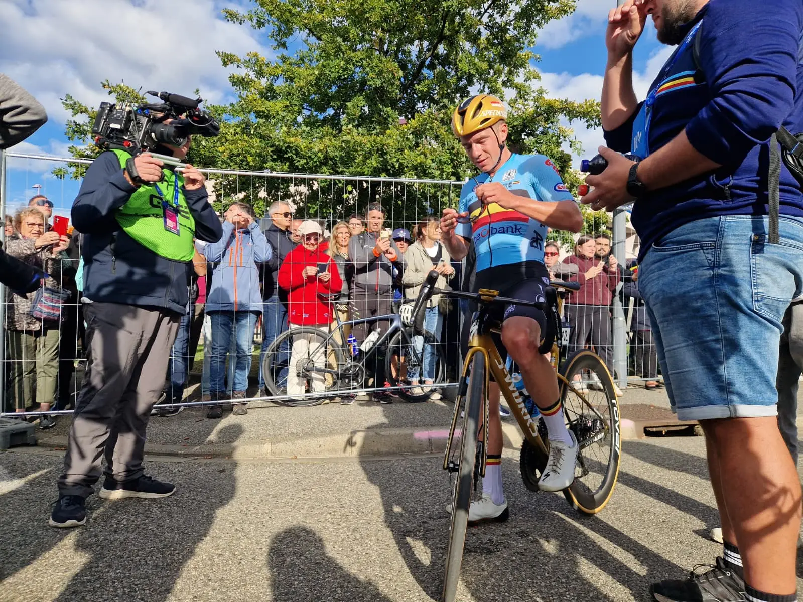 "Luckily I’m changing teams, so it’s their problem": Evenepoel puts Red Bull to work in mission "follow Pogacar"