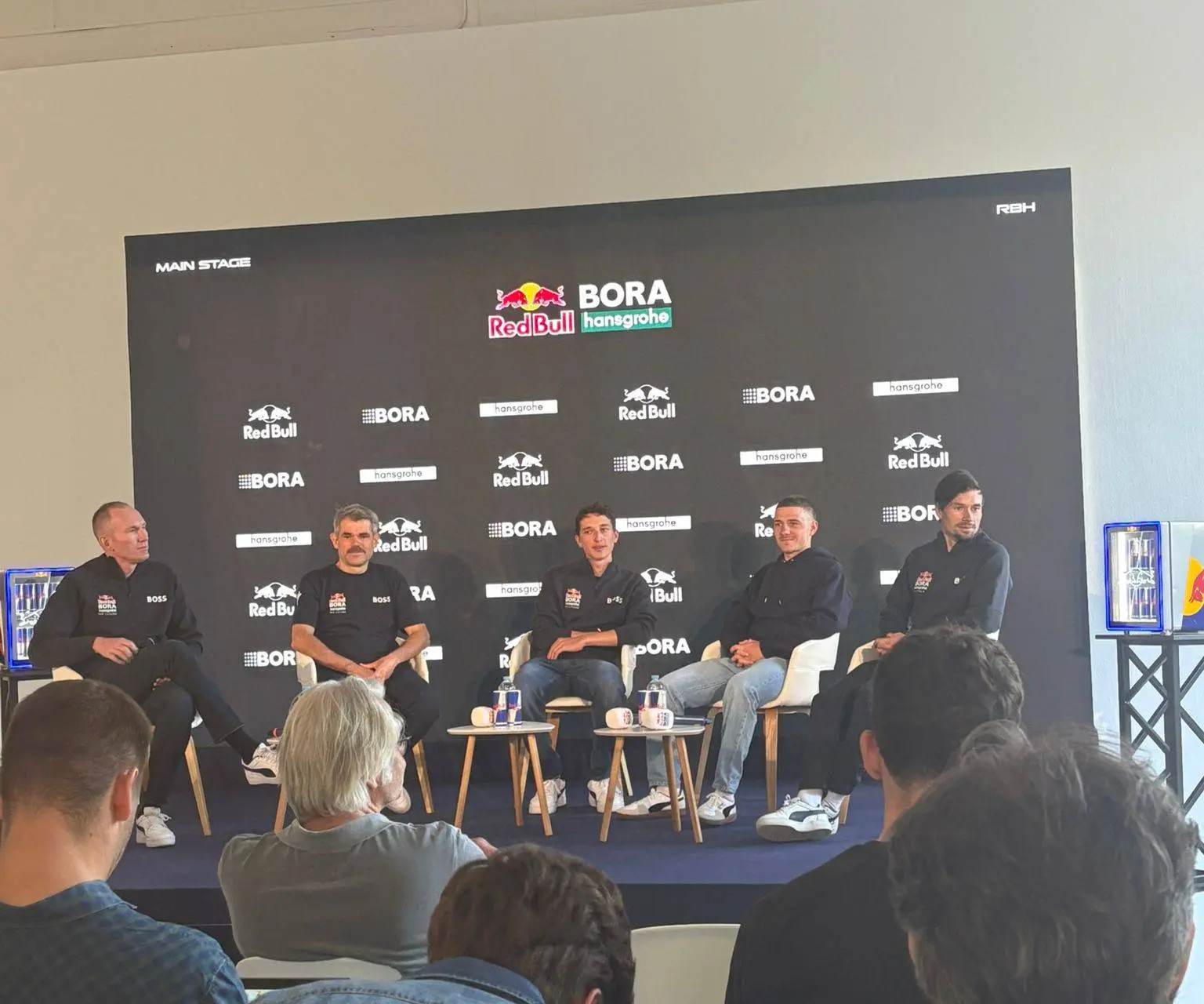 red-bull-bora-hansgrohe-denk-roglic-lipowitz-evenepoel