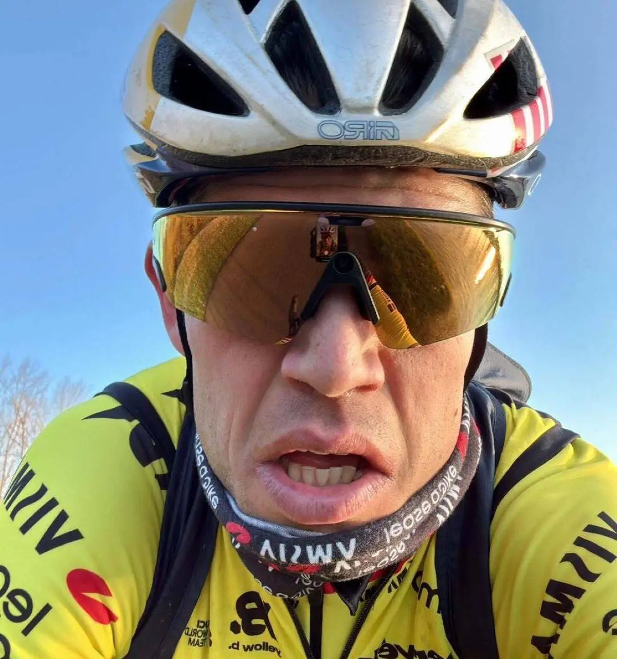 🎥 Wout van Aert takes us on a journey over the cobbles of Roubaix - all thanks to an amazing pair of glasses
