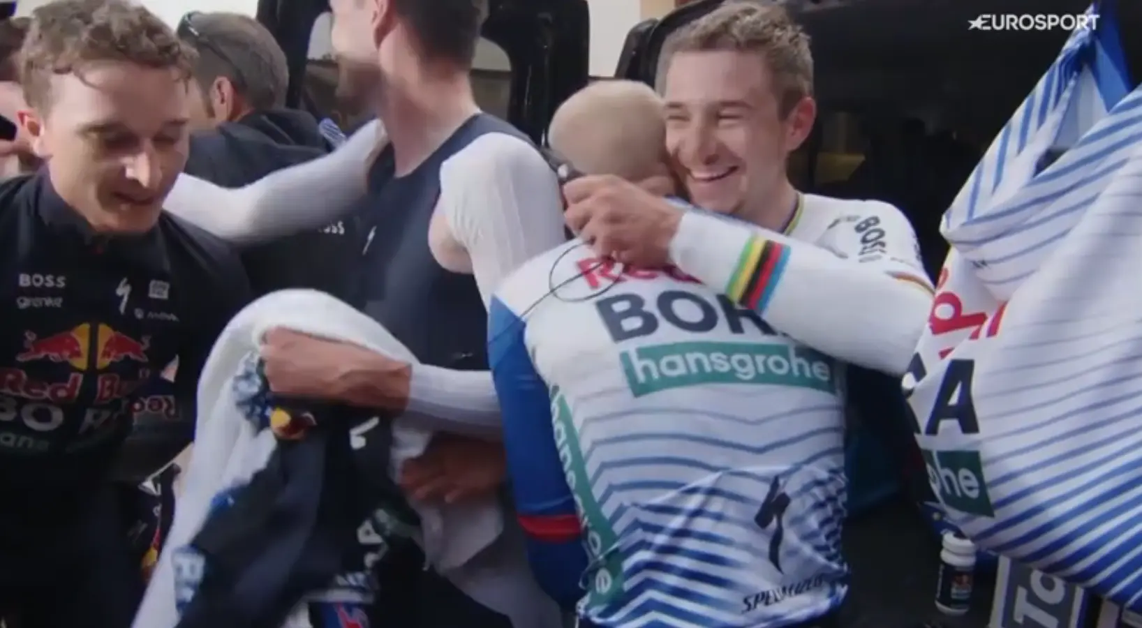Evenepoel and Red Bull-BORA fire warning shot at Tour rivals: ‘Close to perfection’