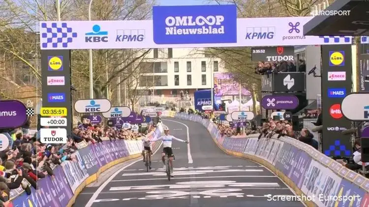 After Van der Poel, Vollering also adds the Omloop to her list of achievements