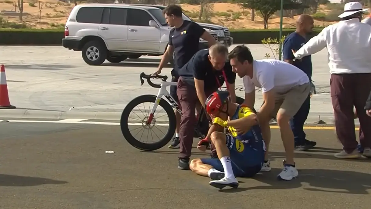 🎥 Jonathan Milan avoids fractures after UAE Tour crash, but Tuesday start still uncertain