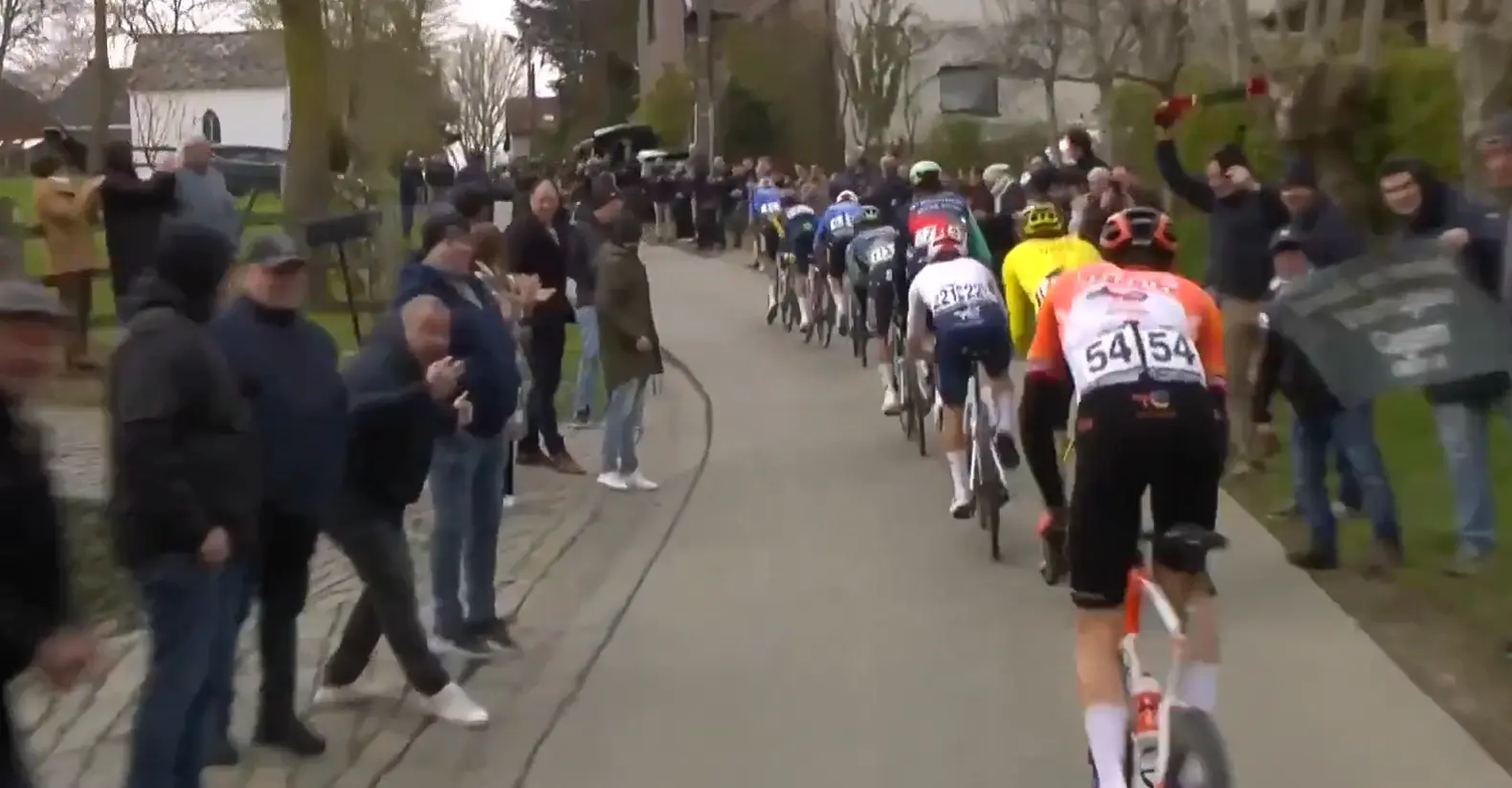 “He came across and I saw his face…”; teammate Planckaert on Van der Poel’s decisive moment