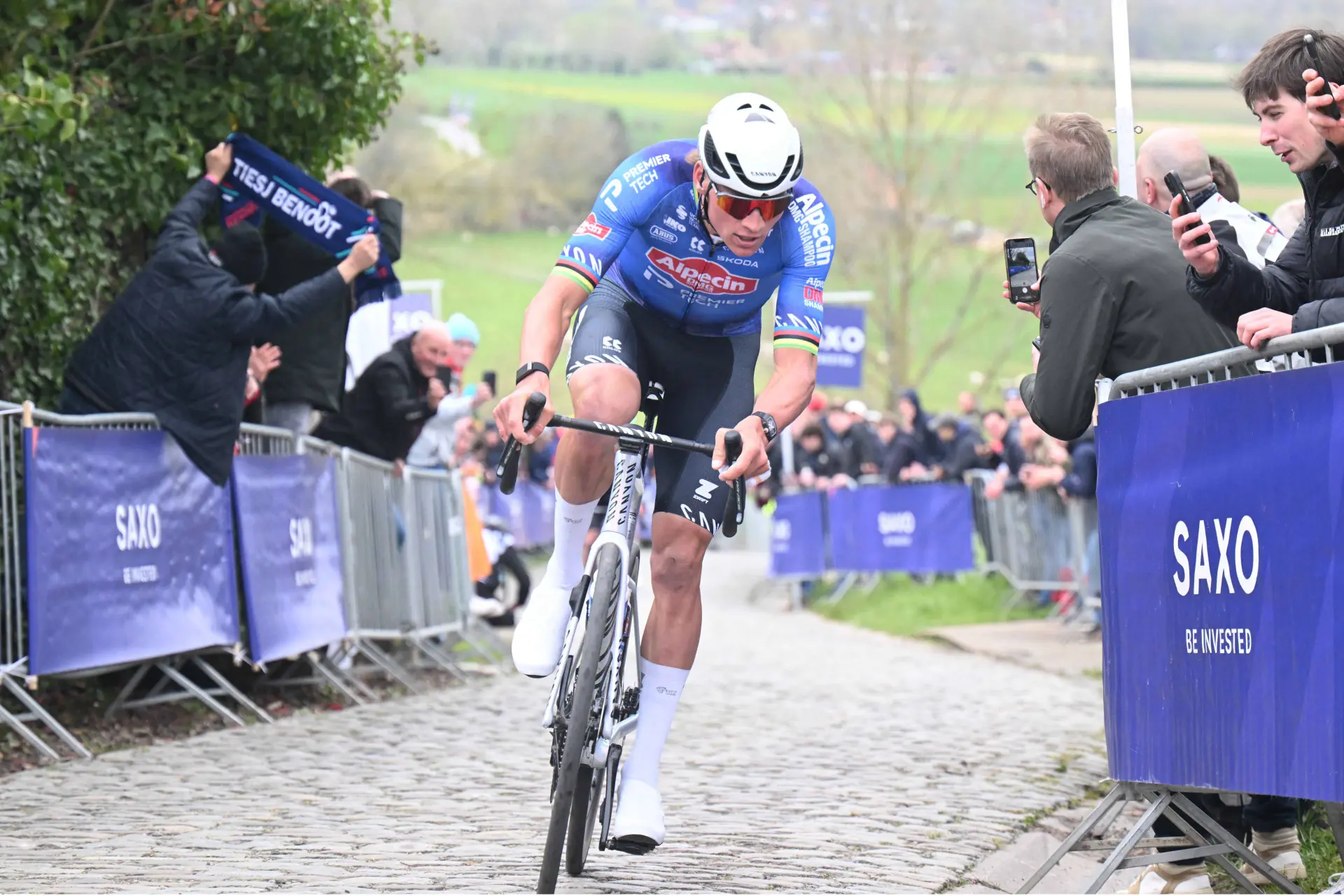 Not Van der Poel, but Pogačar is the big winner of E3, says Zonneveld: ‘He’ll take confidence from it’
