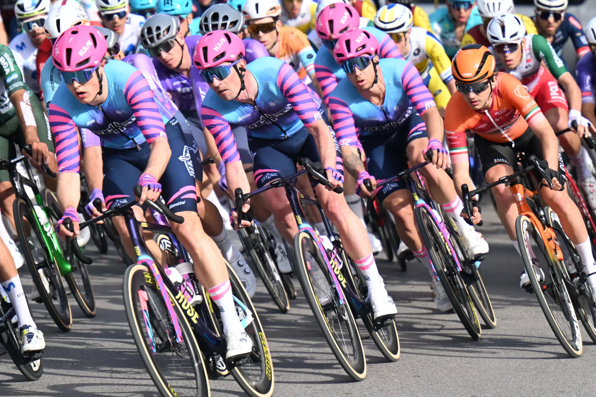 Bas Tietema looks ahead to Tour of Flanders debut with Unibet Rose Rockets: “A top 10 would be amazing”
