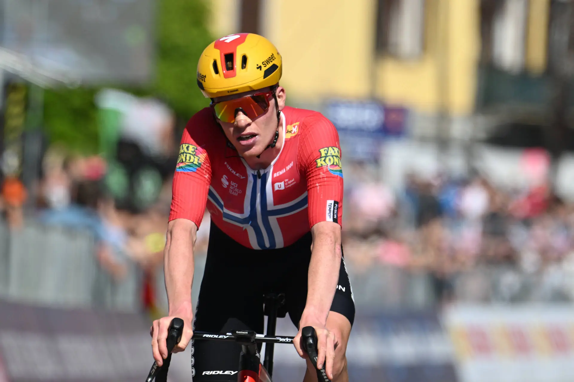 LIVE stage 17 Giro d'Italia 2026 | Will Visma let the breakaway have its day?
