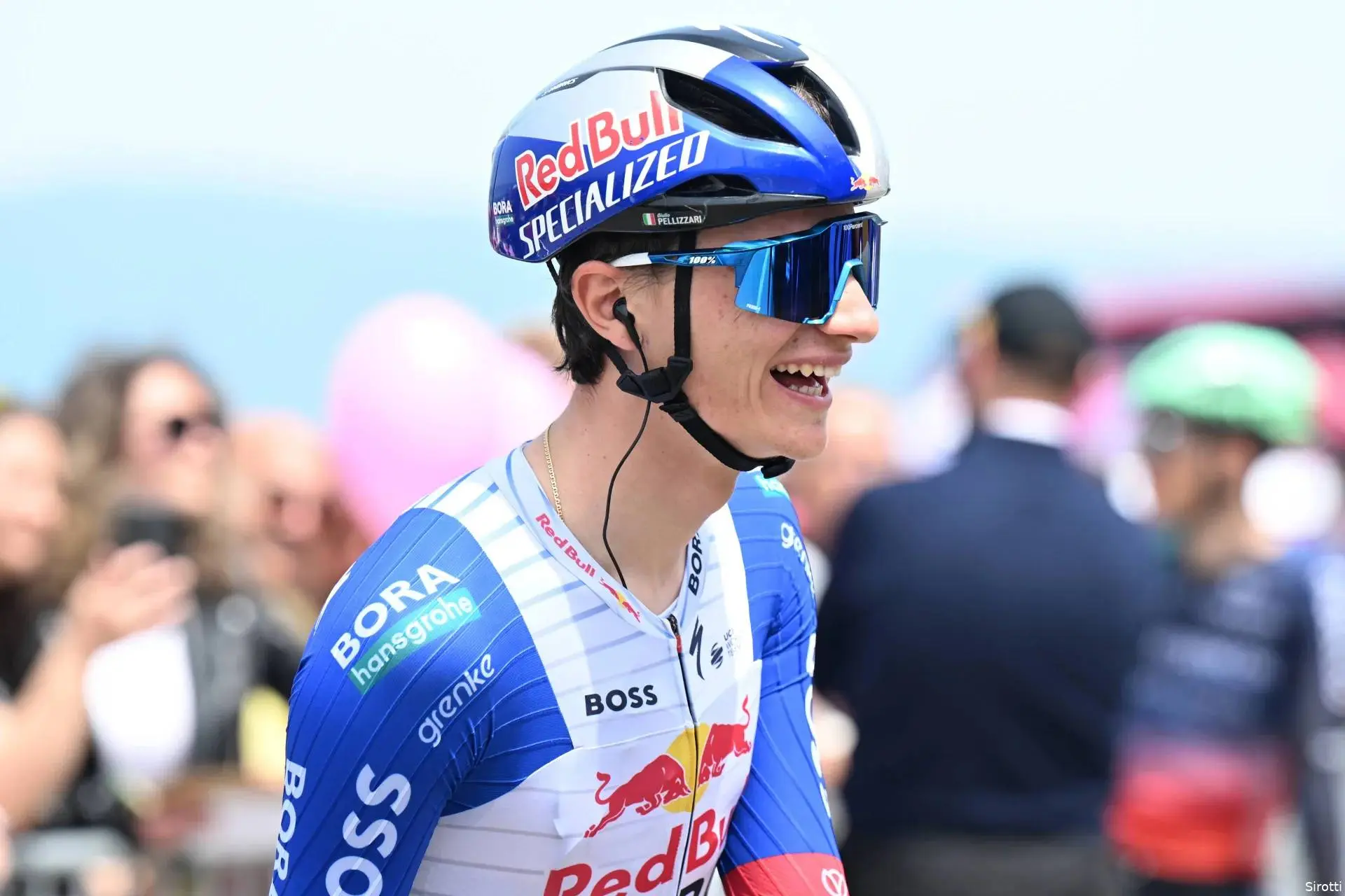 Pellizzari hopes to go toe to toe with Vingegaard more often after early Giro duel