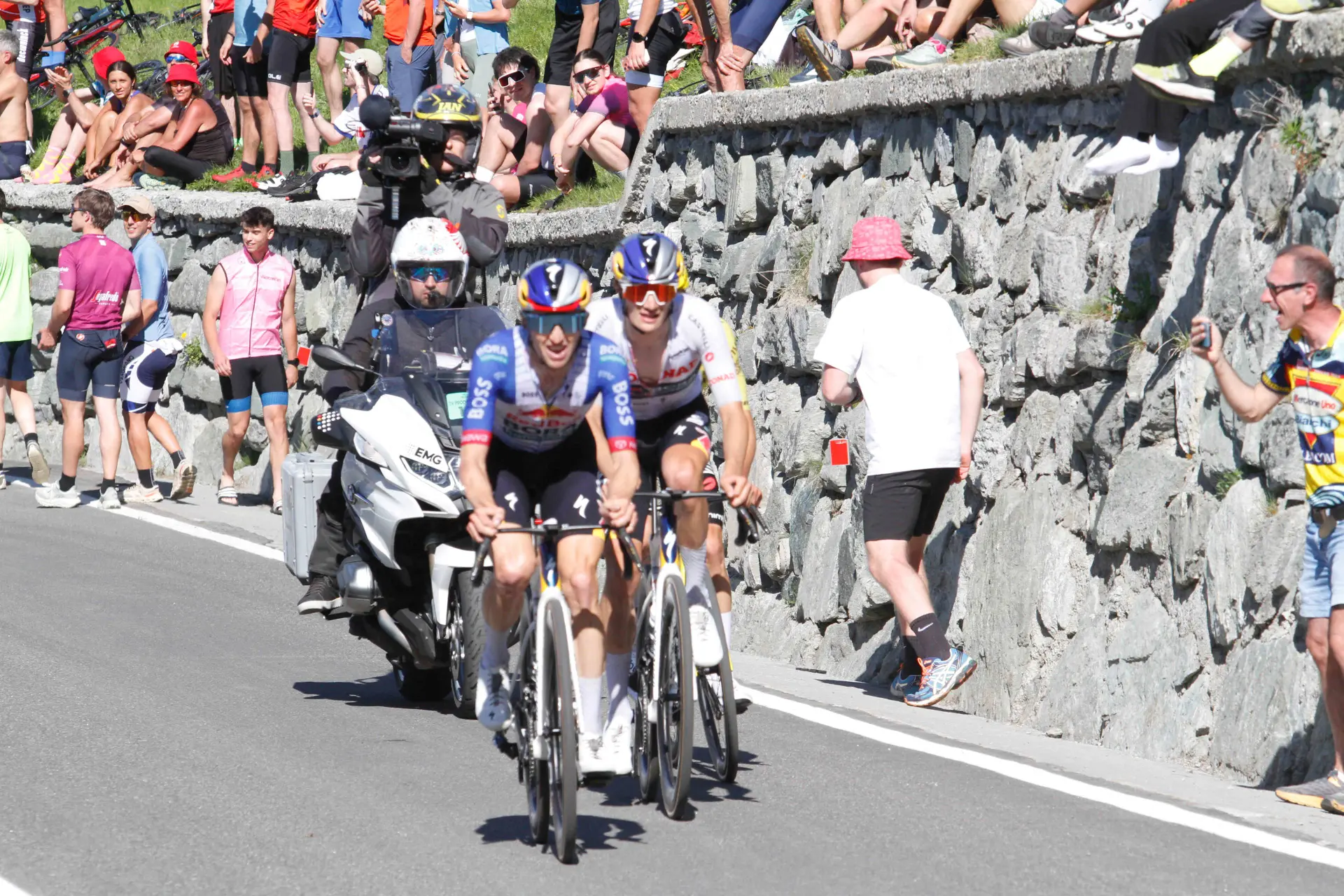 Hindley closing in on the podium & Pellizzari back from the brink — Red Bull have a plan for the final week