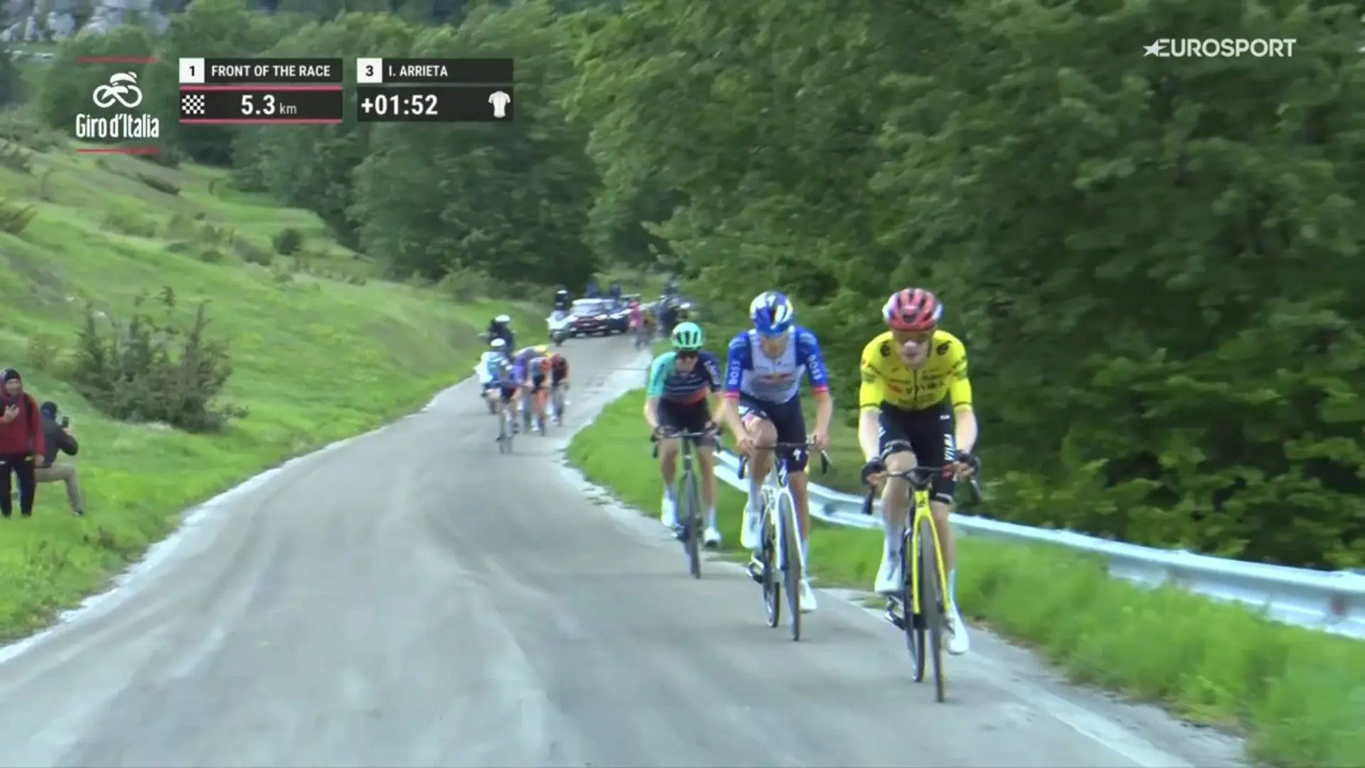 Pellizzari fourth on Blockhaus after paying big for following Vingegaard