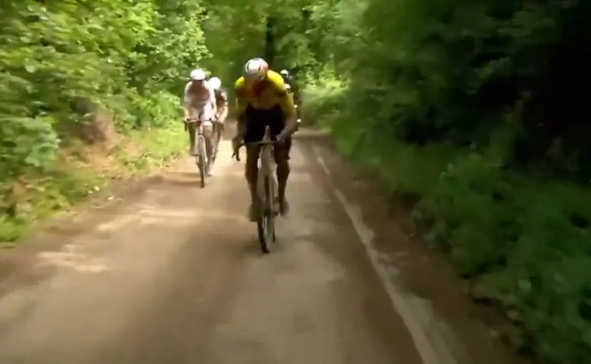 Van Aert steps off his Roubaix cloud and immediately wins again at the Marly Grav