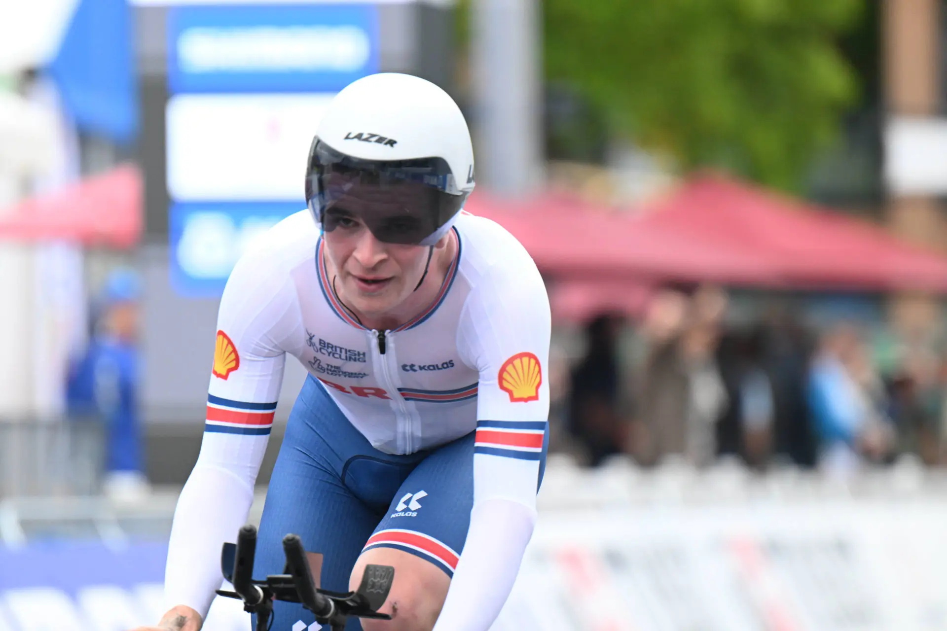 Like father, like son: Ben Wiggins takes his first national time-trial crown