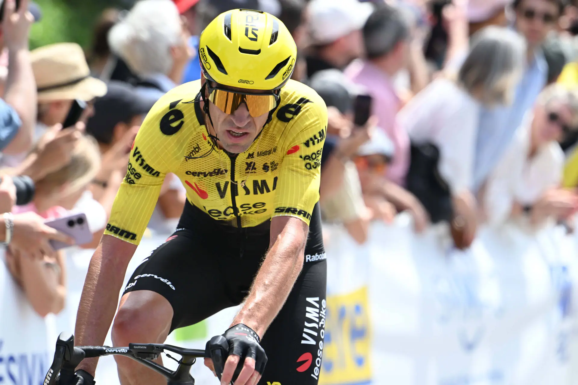 LIVE 2026 Tour de France stage 3 | Riders underway, Visma come off worst in early group crash