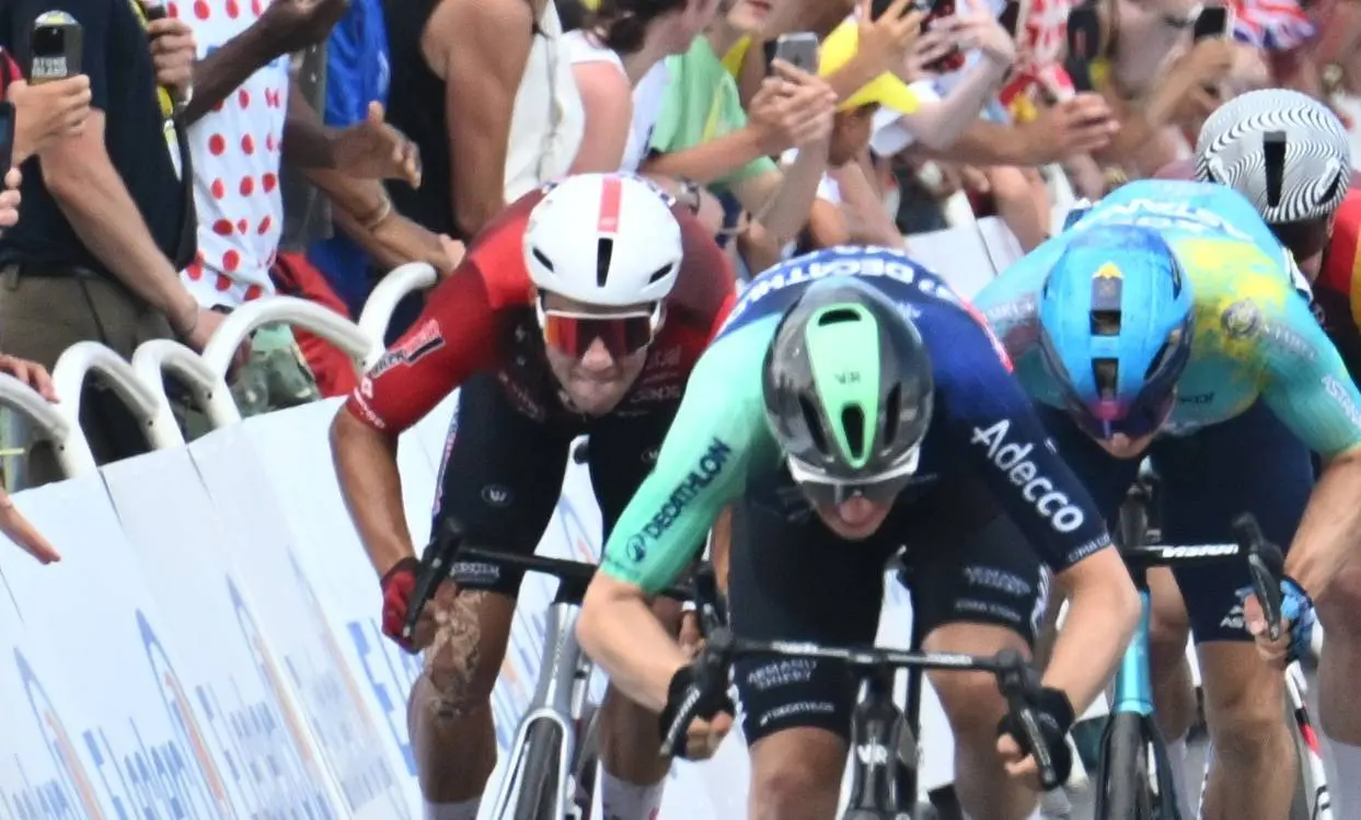 2026 Tour de France fines & penalties | Warning for Olav Kooij and Biniam Girmay for ‘intimidation during the final sprint’