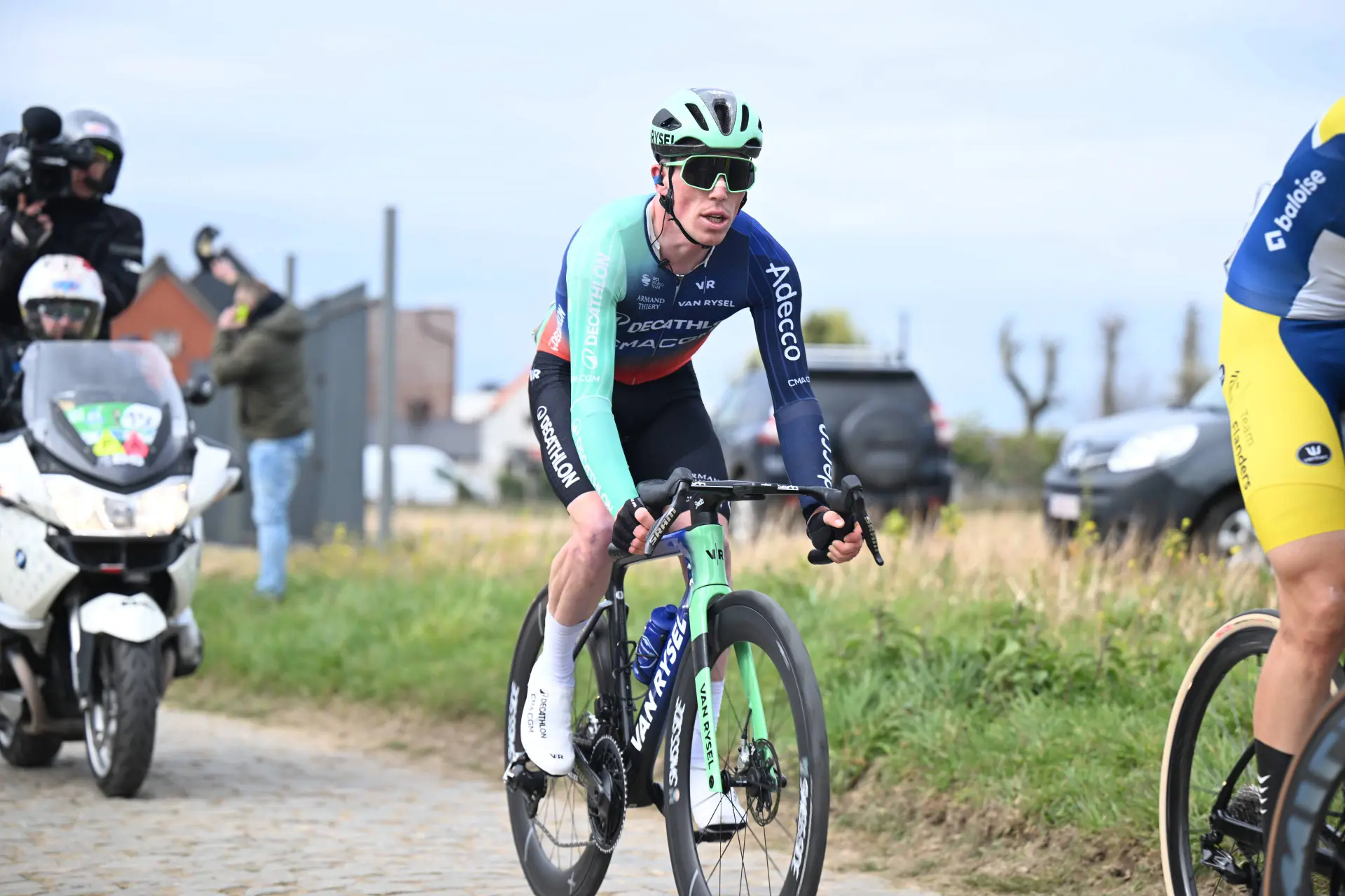 Wout van Aert's training partner breaks elbow in collision, Van Aert himself narrowly avoids crashing