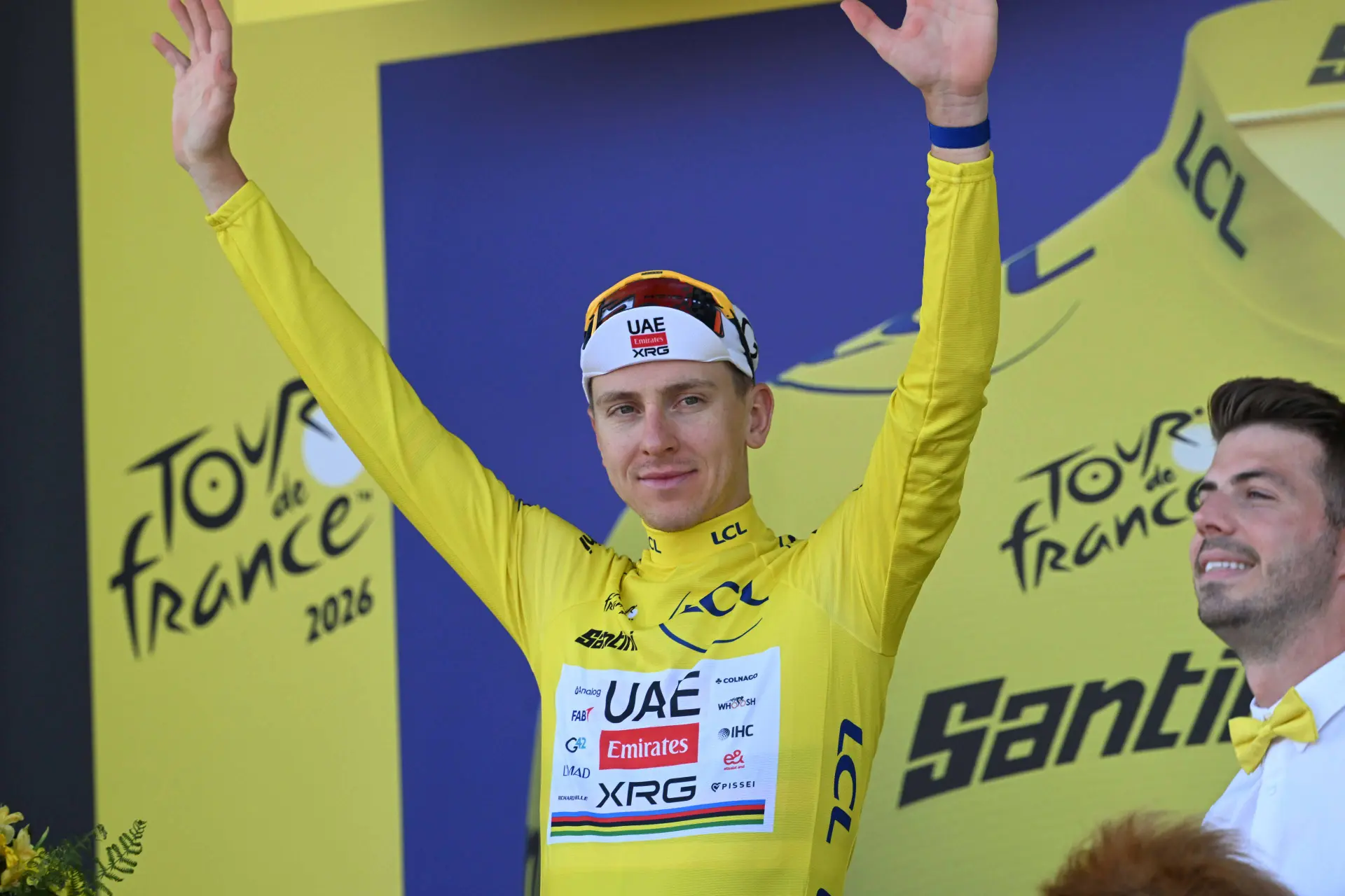 Pogačar dominates (again) to take fourth stage win, Del Toro battles back to take second on stage 14