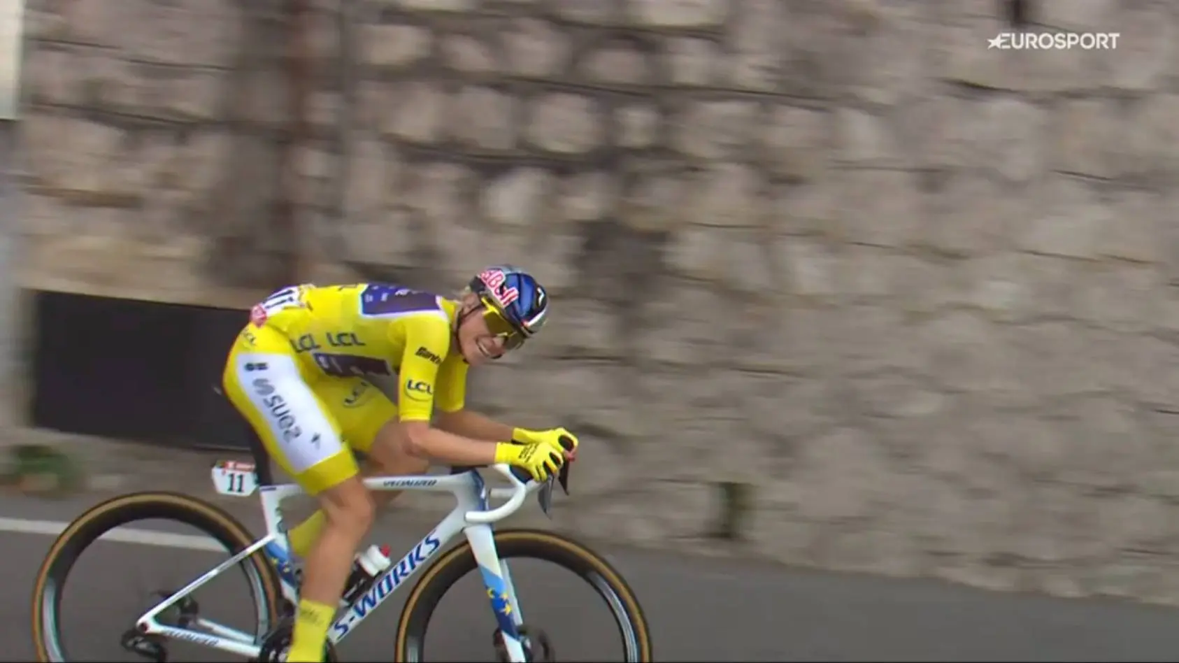 Demi Vollering finishes the job and regains Tour de France Femmes crown after three years