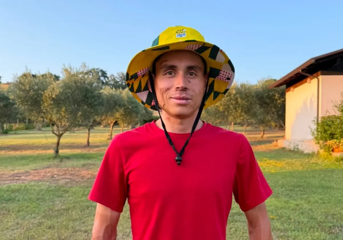 Still bearing facial cuts, Einer Rubio delivers humorous and critical message one week after Alpe d’Huez crash