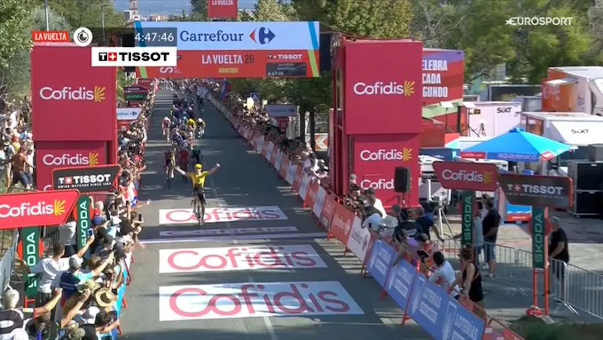 Hayter threatens to ruin Van Aert and Visma’s plans, but Brennan strikes to win Vuelta stage 2