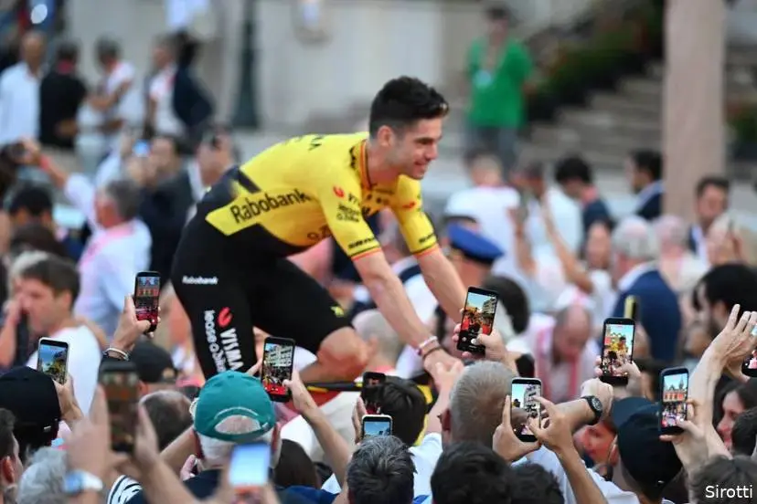 2026 Vuelta a España standings | Van Aert and Brennan are chasing Pogacar; Bouwman leads the mountains classification