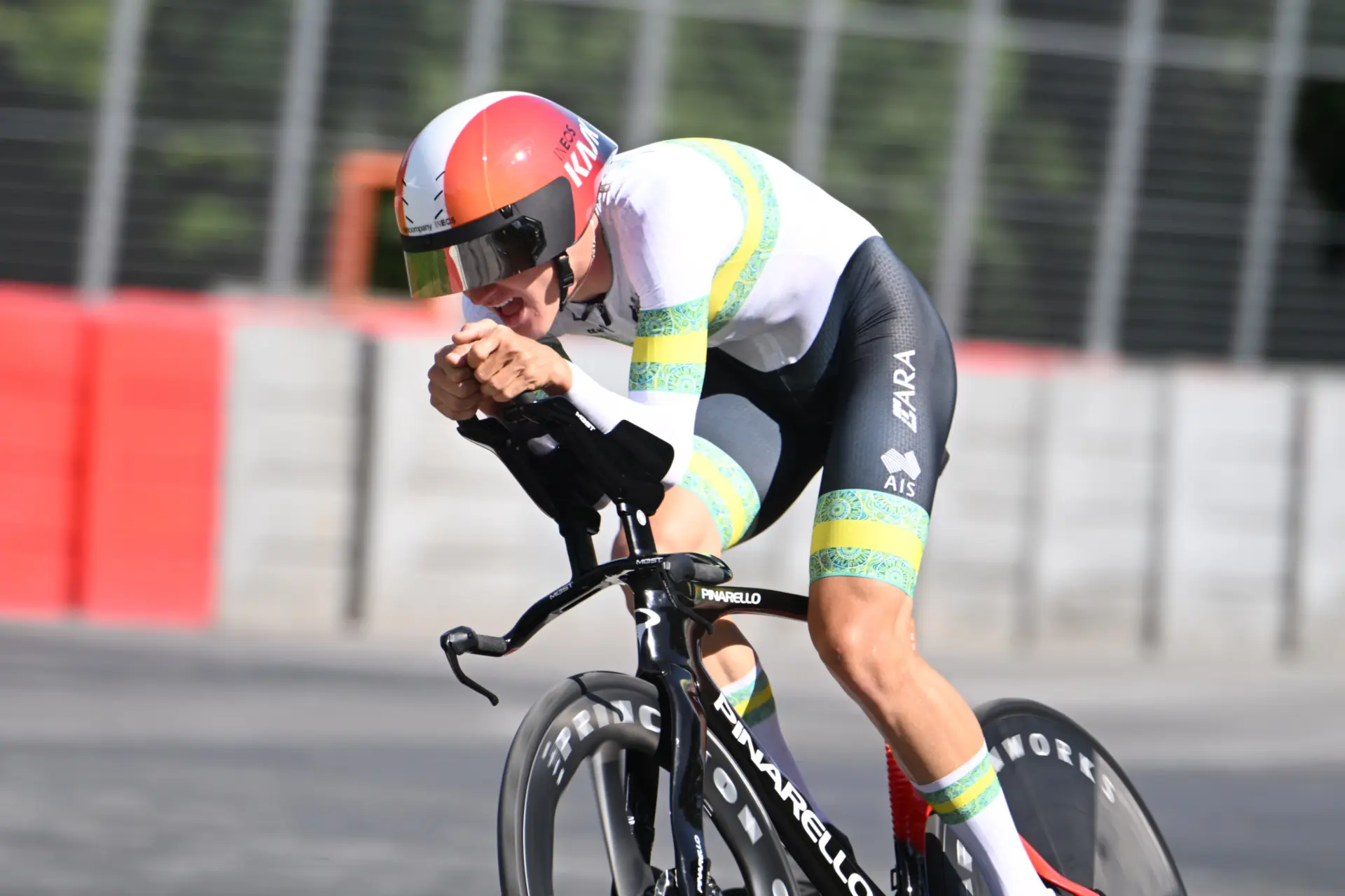 Three world titles,  two heart surgeries, and one last U23 chance: the Rogers family story behind Cameron's World Championship heartbreak