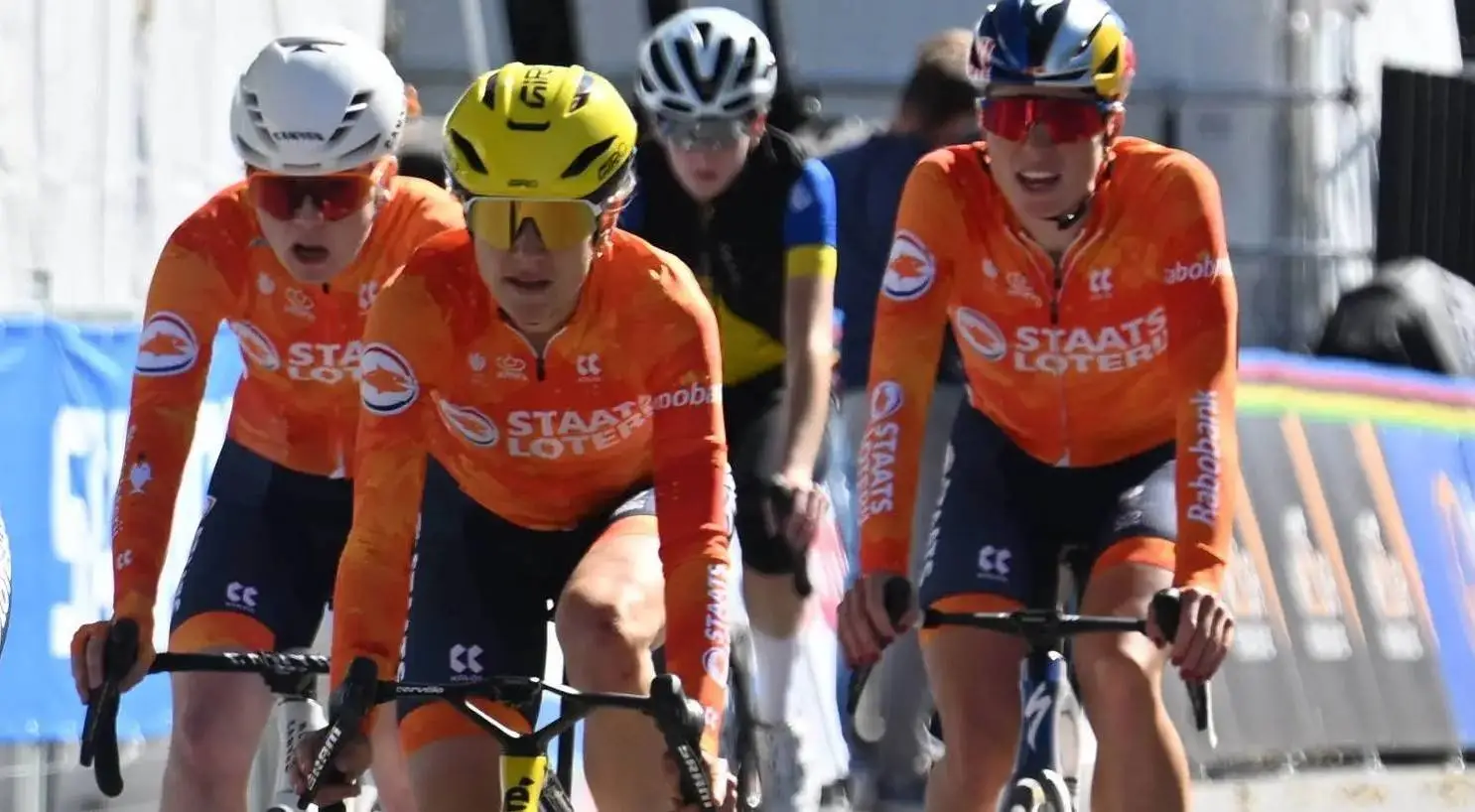 2026 World Cycling Championships Route & Schedule | Vollering gets her rainbow finish after thrilling race