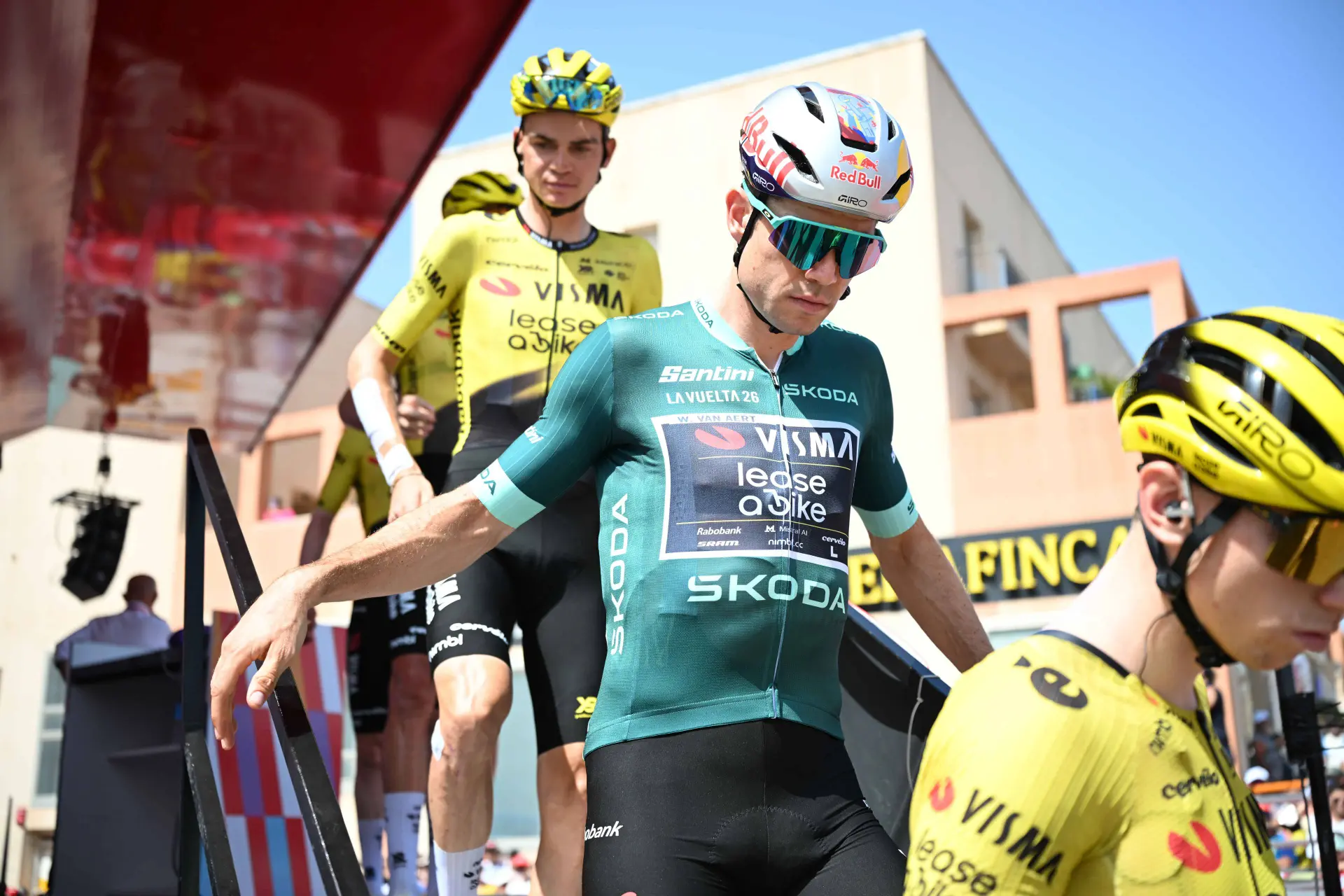 Wout van Aert is having fun playing with the King of the Mountains, but Visma sees Kuss dropped again