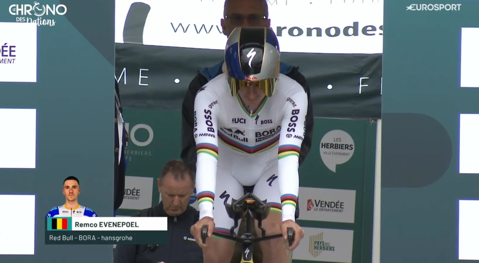 On a brand-new bike, Evenepoel dominates the competition in the Chrono des Nations