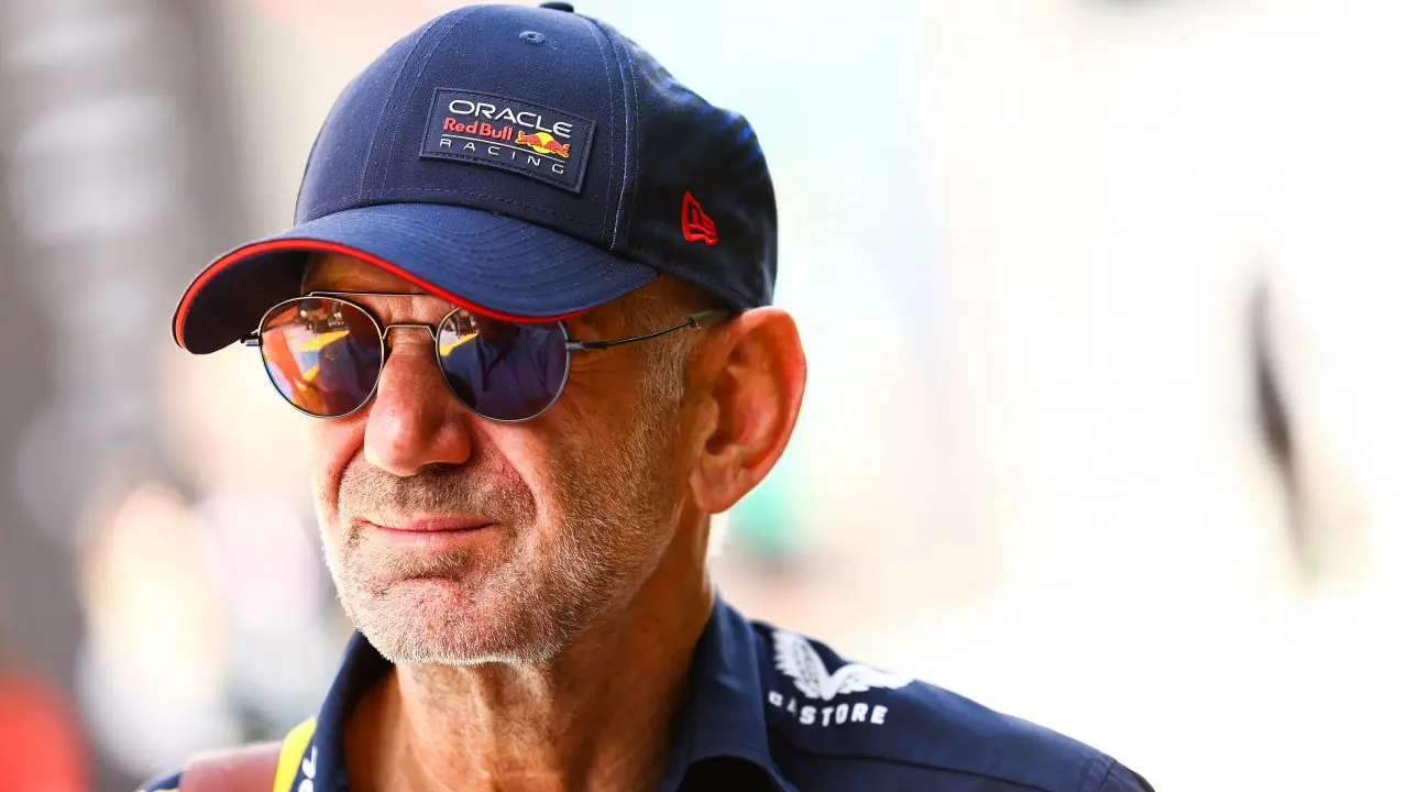 Mokerslag voor Red Bull: Adrian Newey vertrekt officieel bij F1-team
