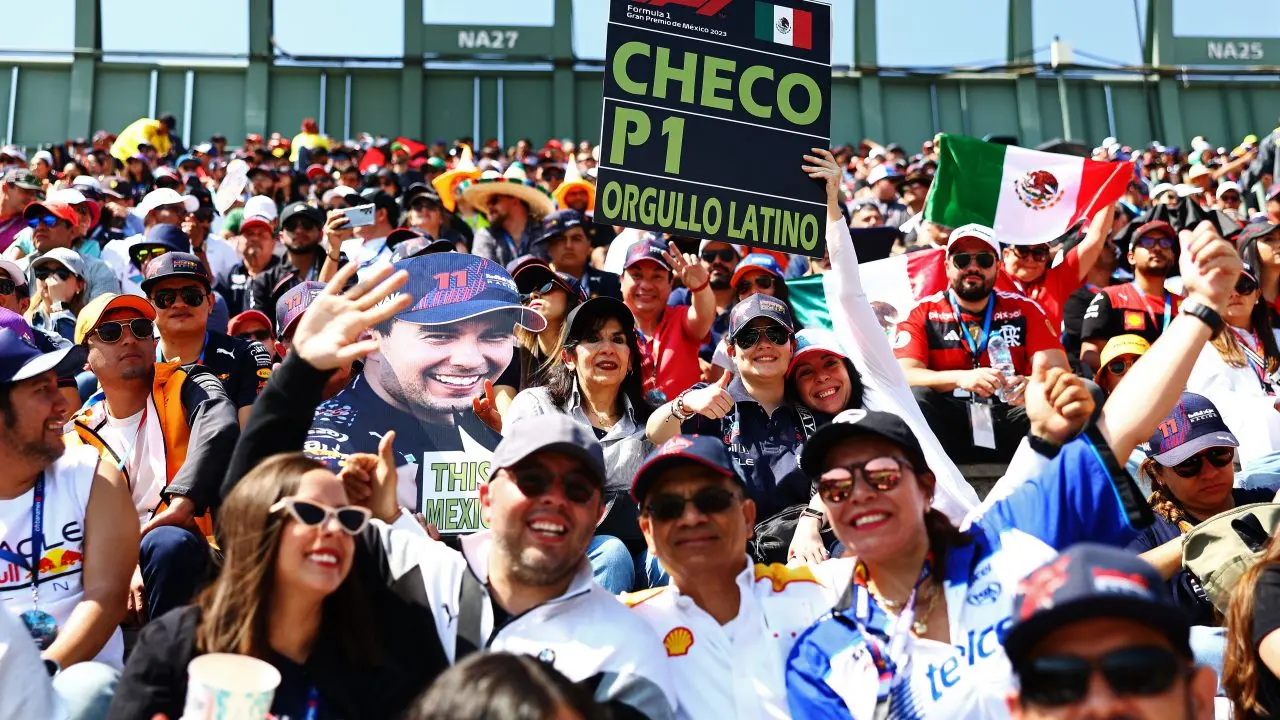 gp mexico 2023 fans tribunef1698653940