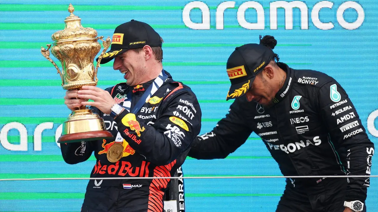 Zo laat gaan Max Verstappen en co van start in de GP van Groot-Brittannië