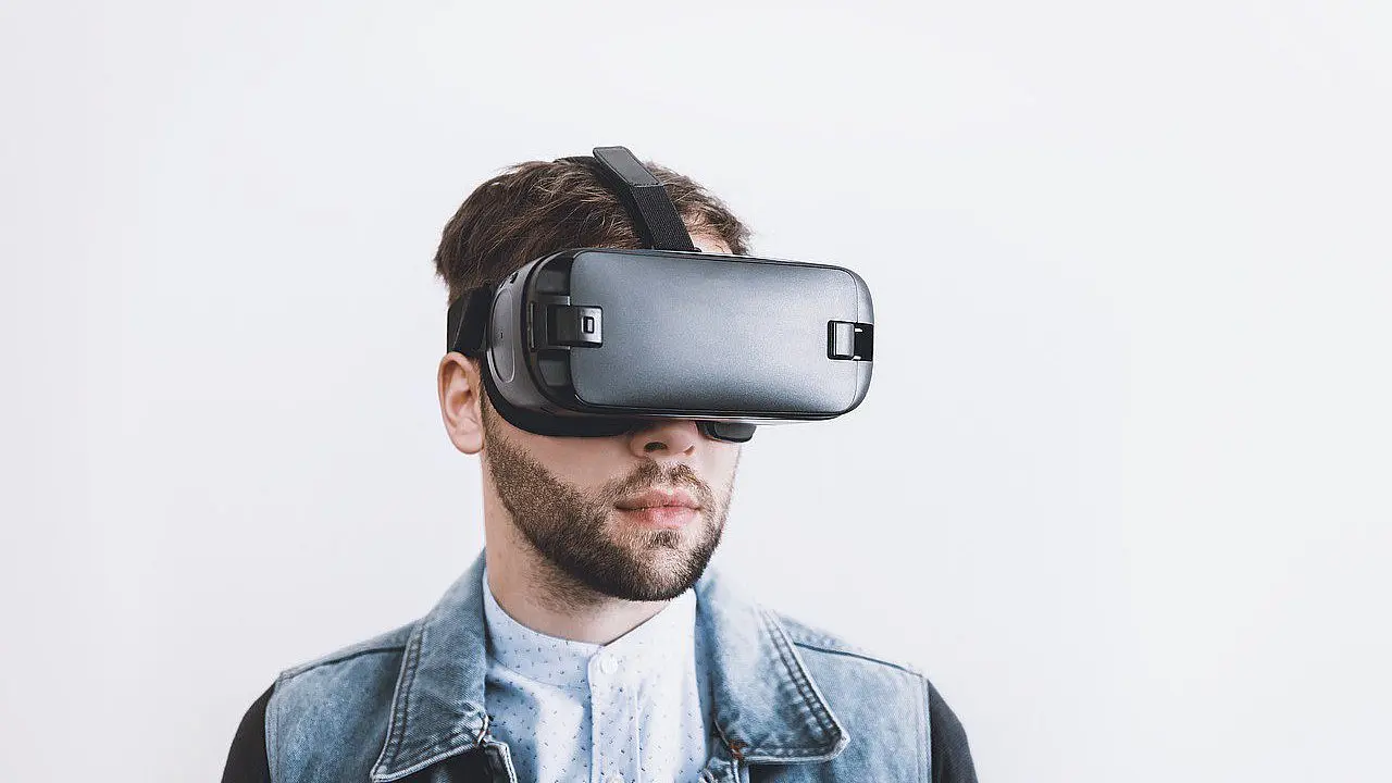 vr brilf1632908334